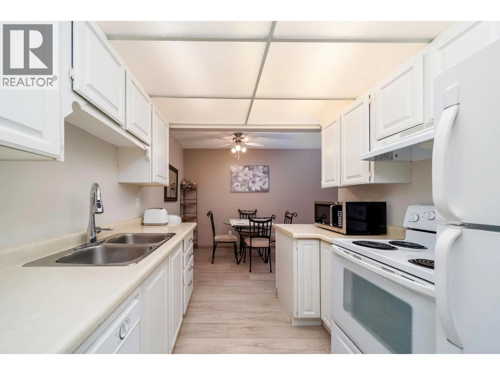 Photo 2 of 37 at #211 – 2085 Gordon Drive