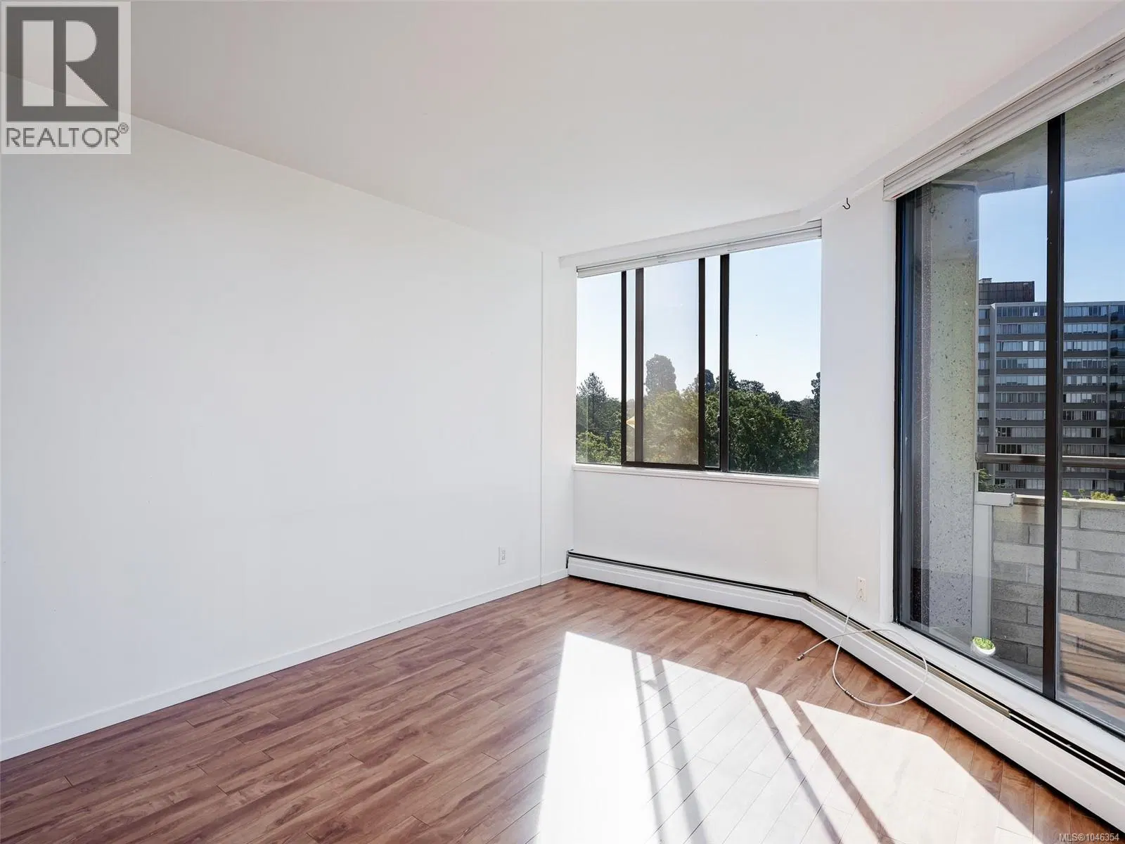 Photo 5 of 24 at #710 – 620 Toronto Street