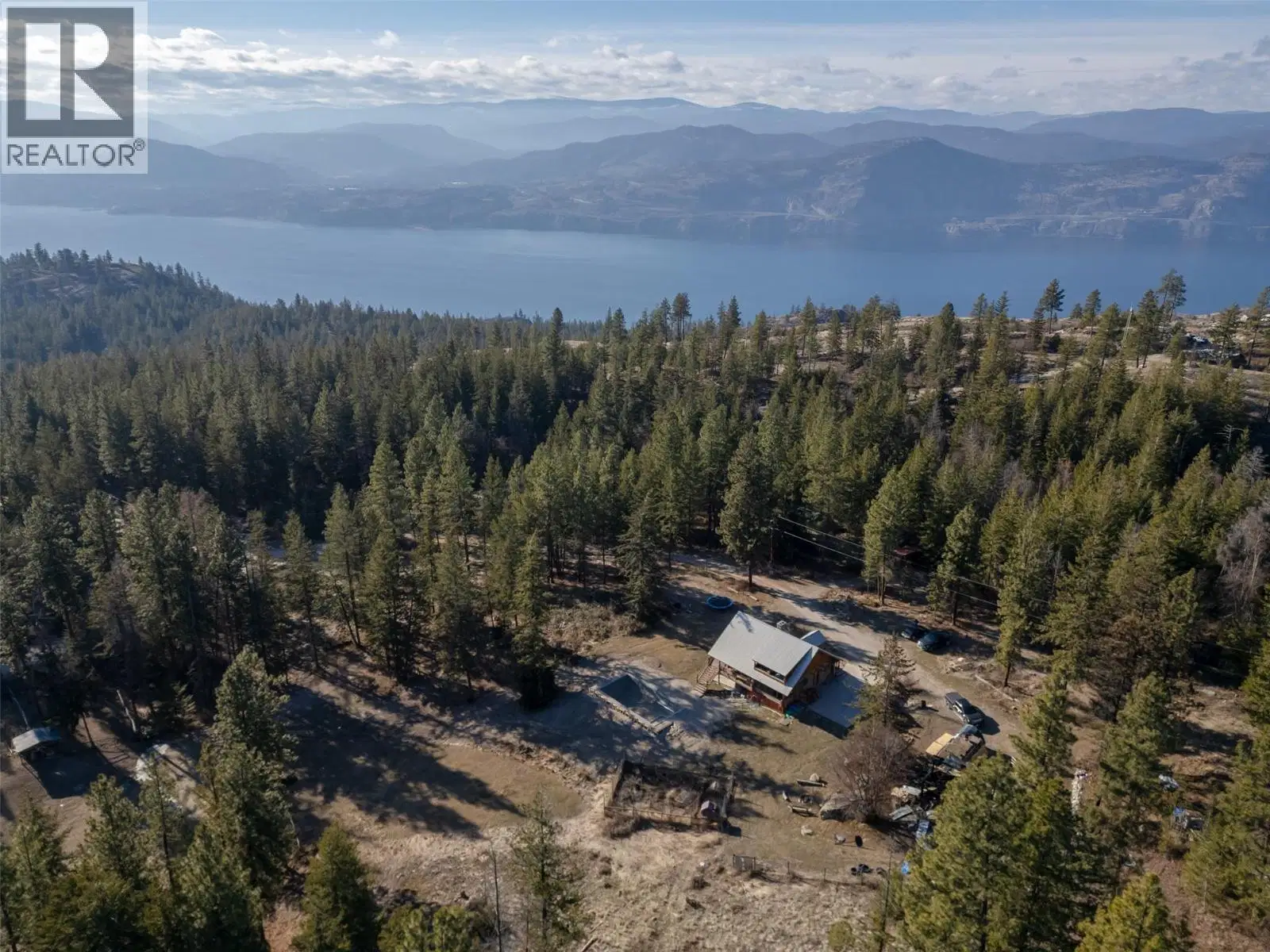 #15 – 7080 Glenfir Road