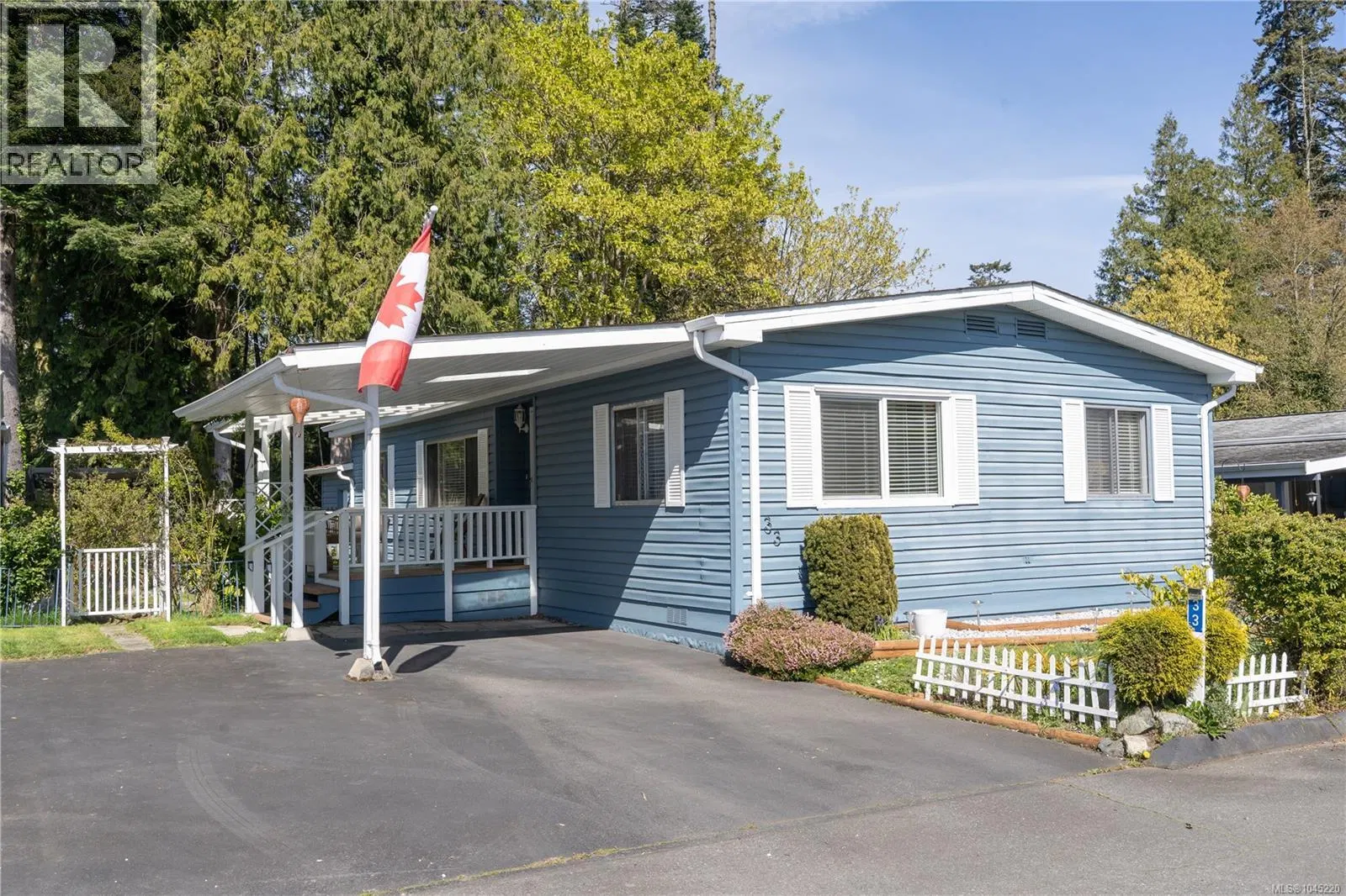 Photo 1 of 29 at #33 – 7701 Central Saanich Road