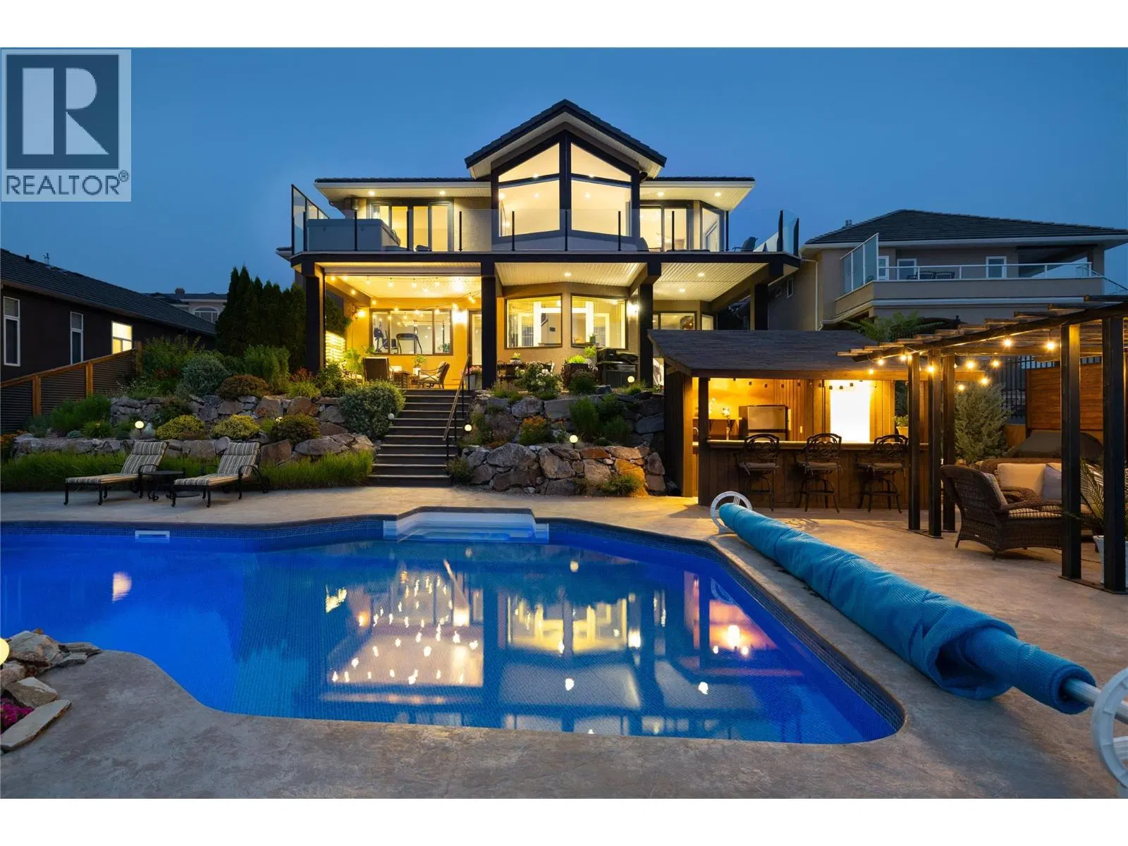 Photo 1 of 86 at 10 Bayview Heights