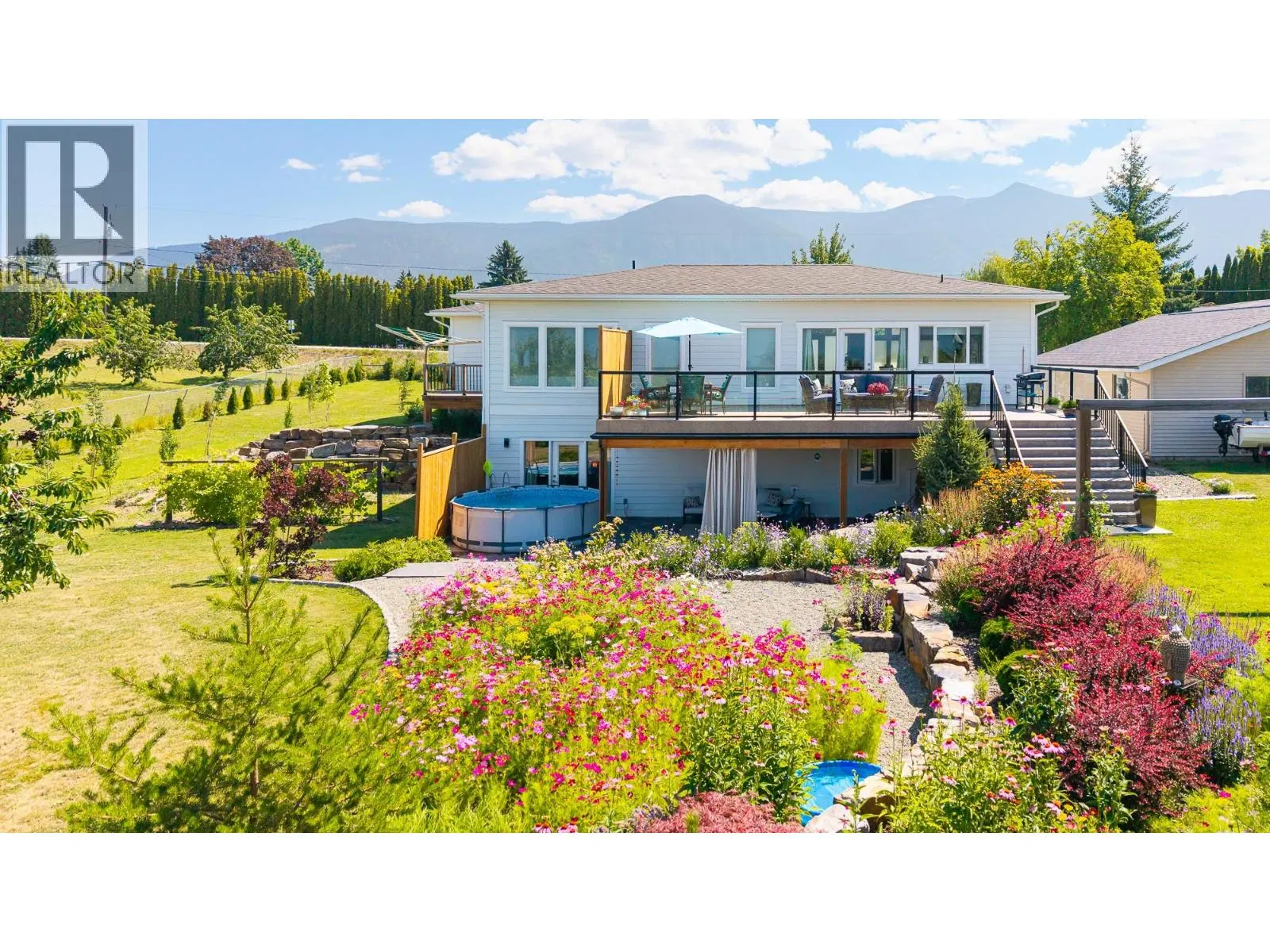 Photo 1 of 49 at 717 25th Avenue