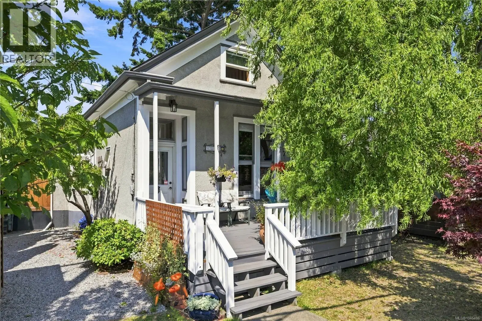 1272 Centre Road