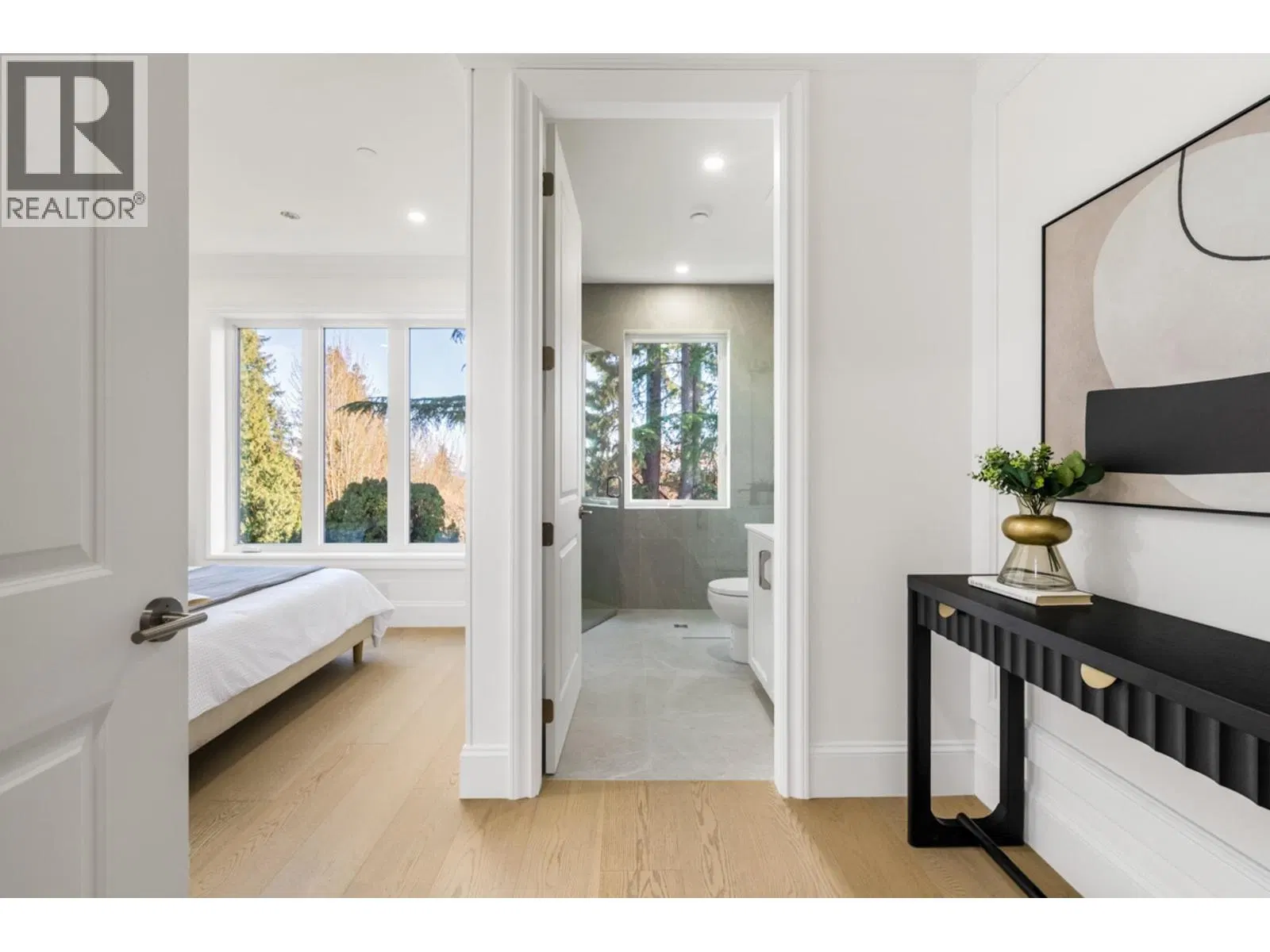 Photo 4 of 7 at 4005 West 35TH Avenue