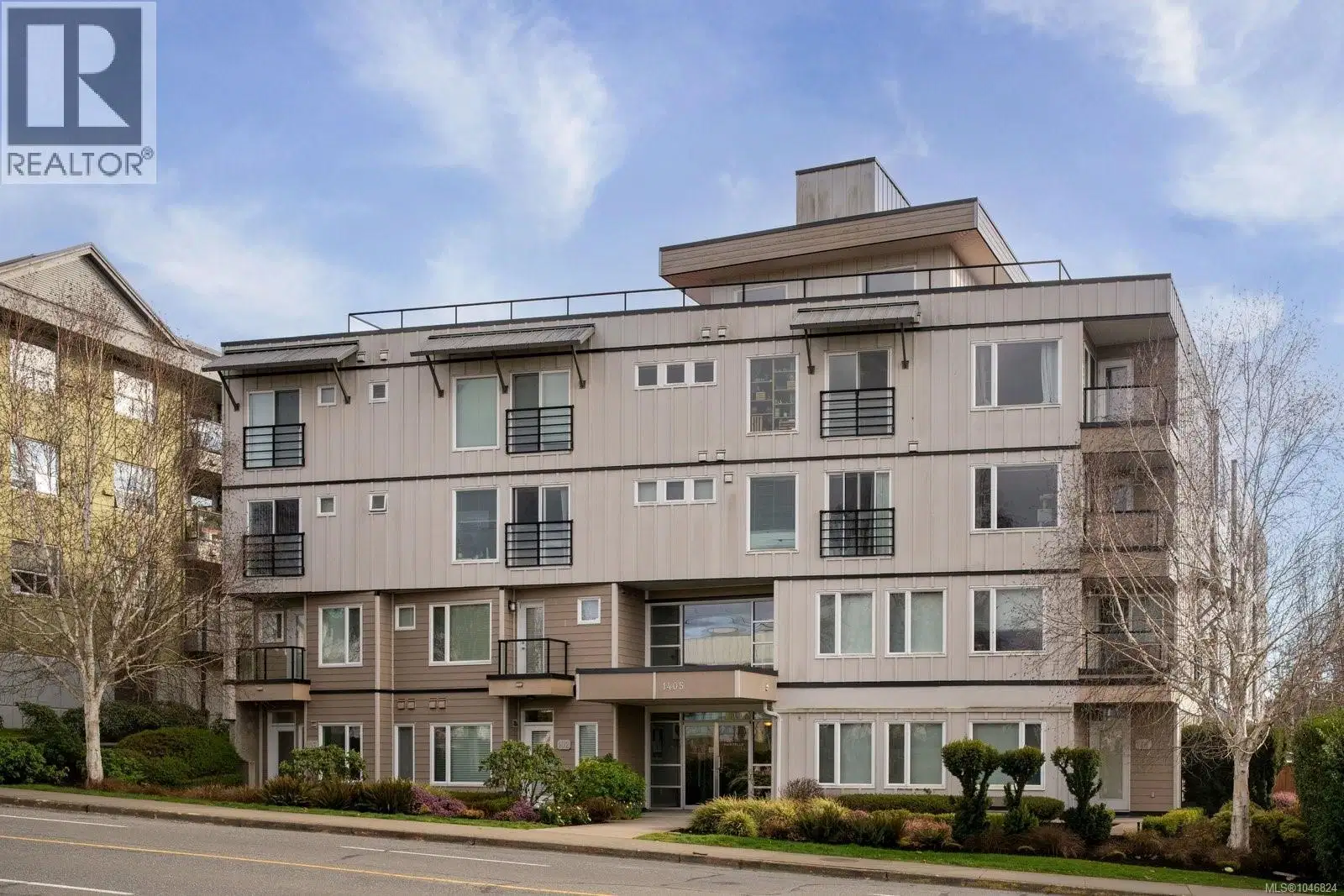 #204 – 1405 Esquimalt Road