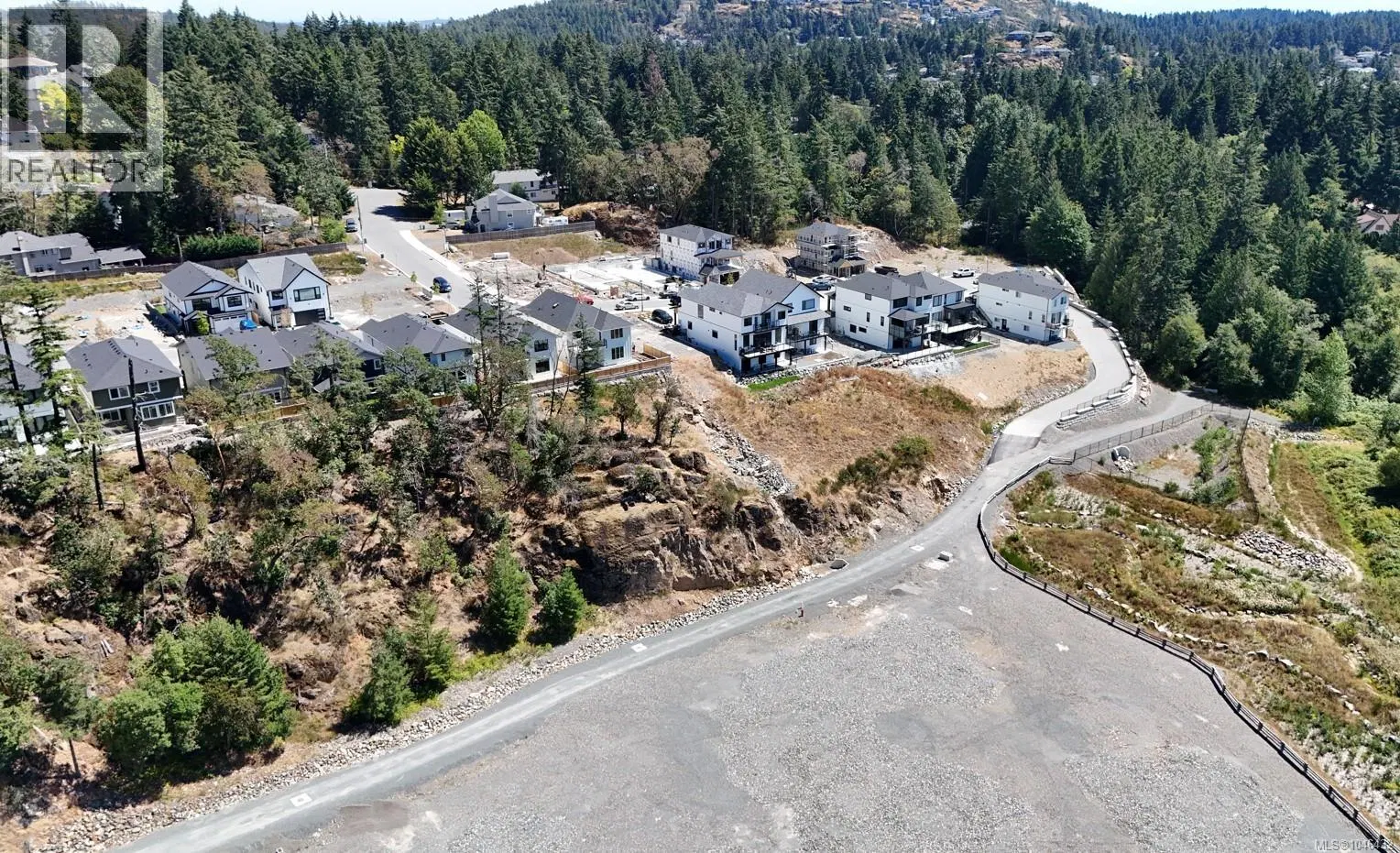 Photo 5 of 6 at 5 Madrona Place