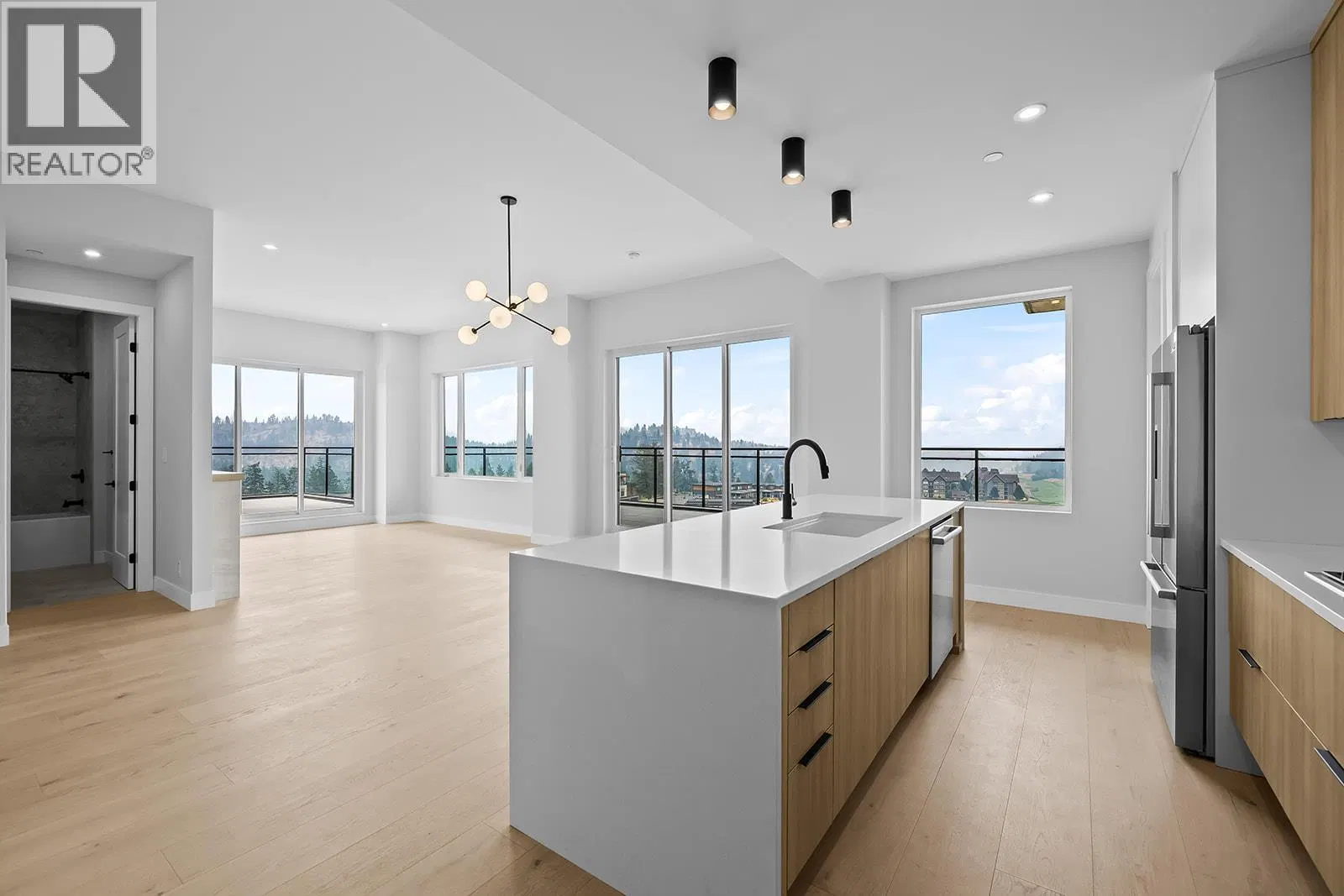 Photo 2 of 93 at #602 – 75 Predator Ridge Drive