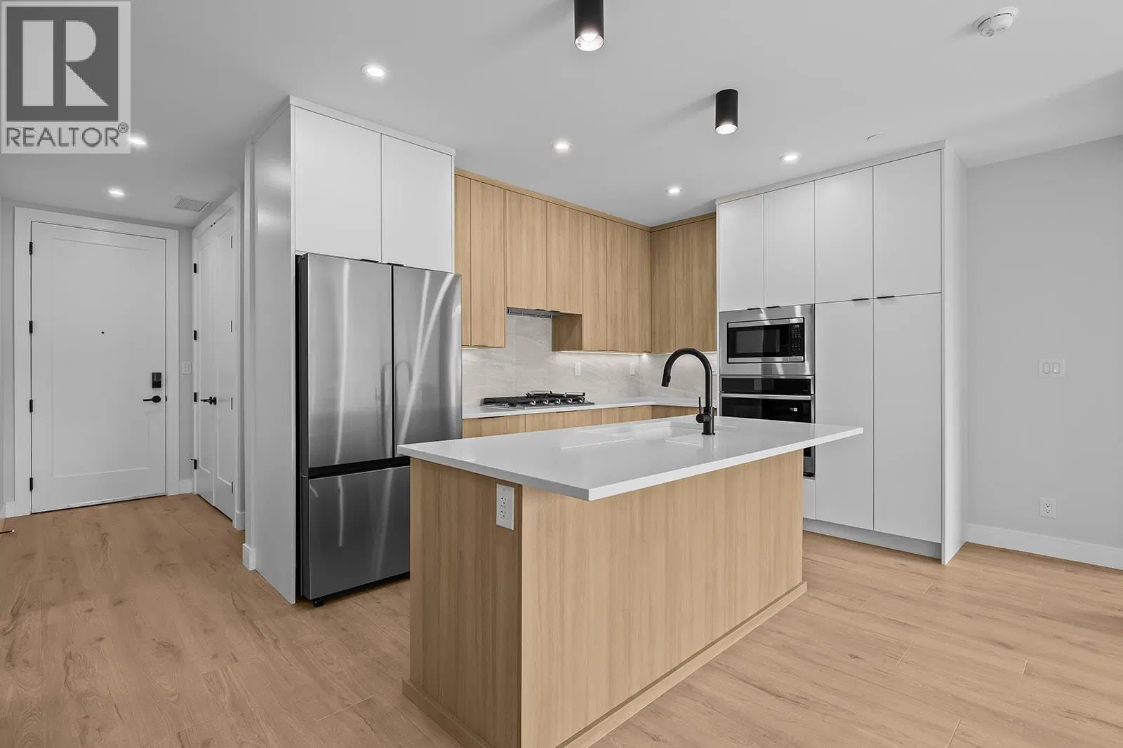 Photo 4 of 82 at #506 – 75 Predator Ridge Drive