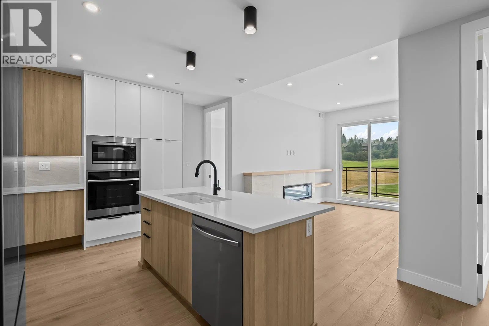 Photo 5 of 82 at #506 – 75 Predator Ridge Drive