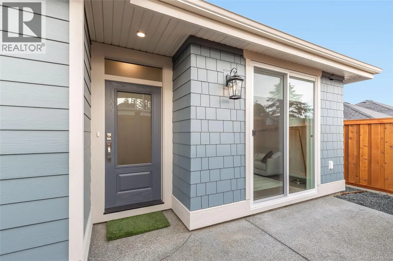 408 Hummingbird Place
