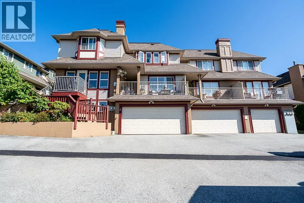 Photo 2 of 29 at #2 – 1130 HACHEY Avenue