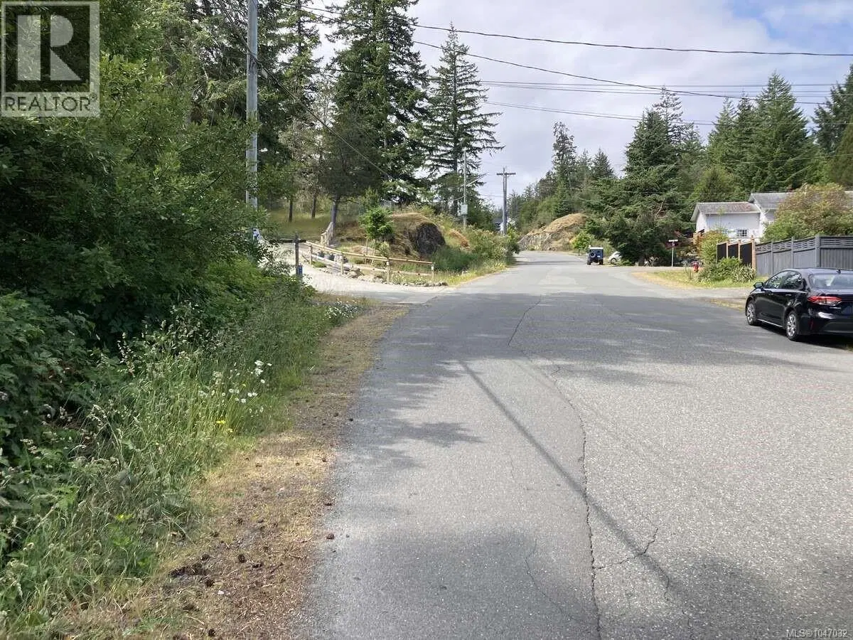 Photo 5 of 16 at 2364 French Road