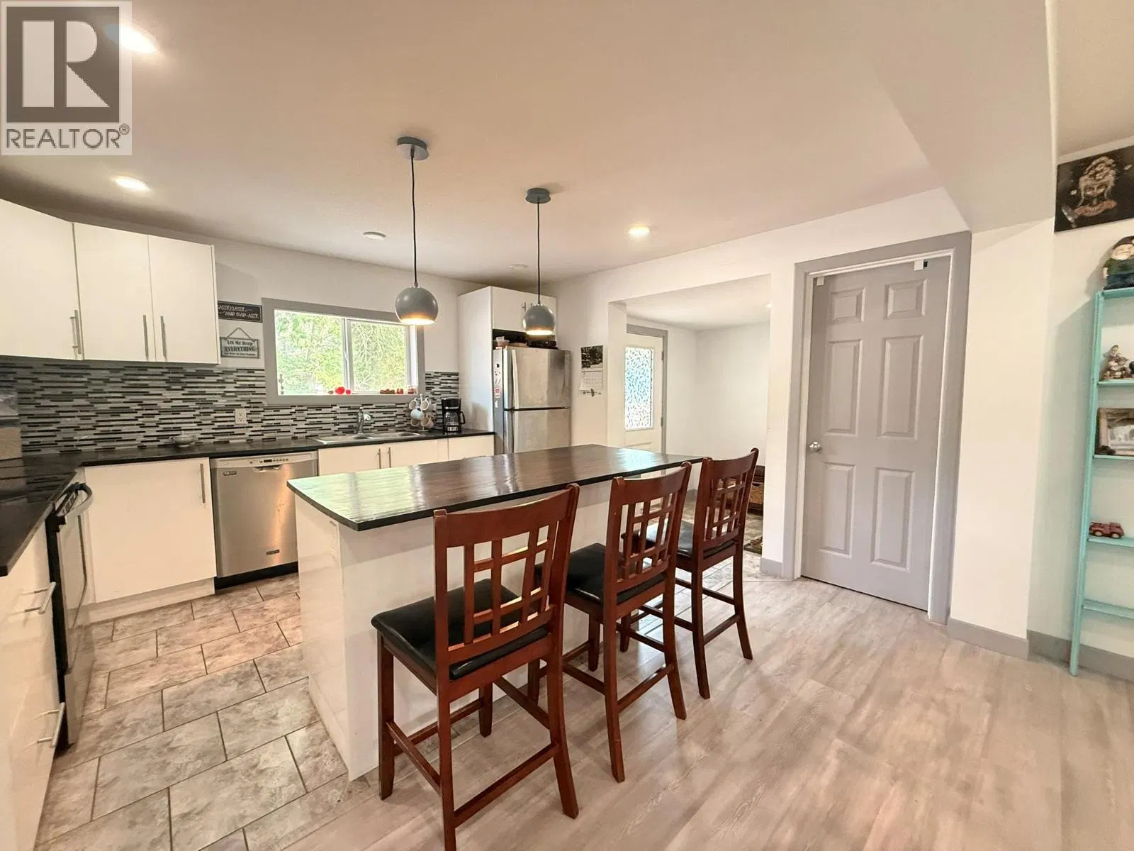 Photo 1 of 33 at 4954 STEVENS Avenue
