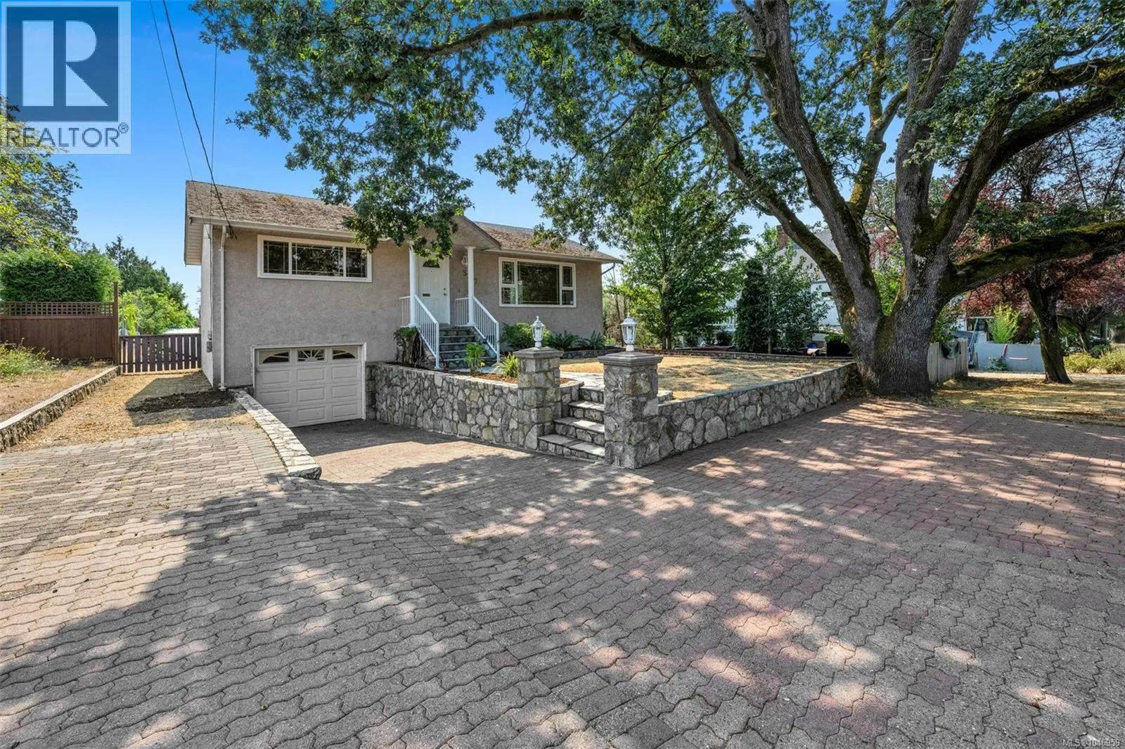 Photo 1 of 40 at 3107 Harriet Road