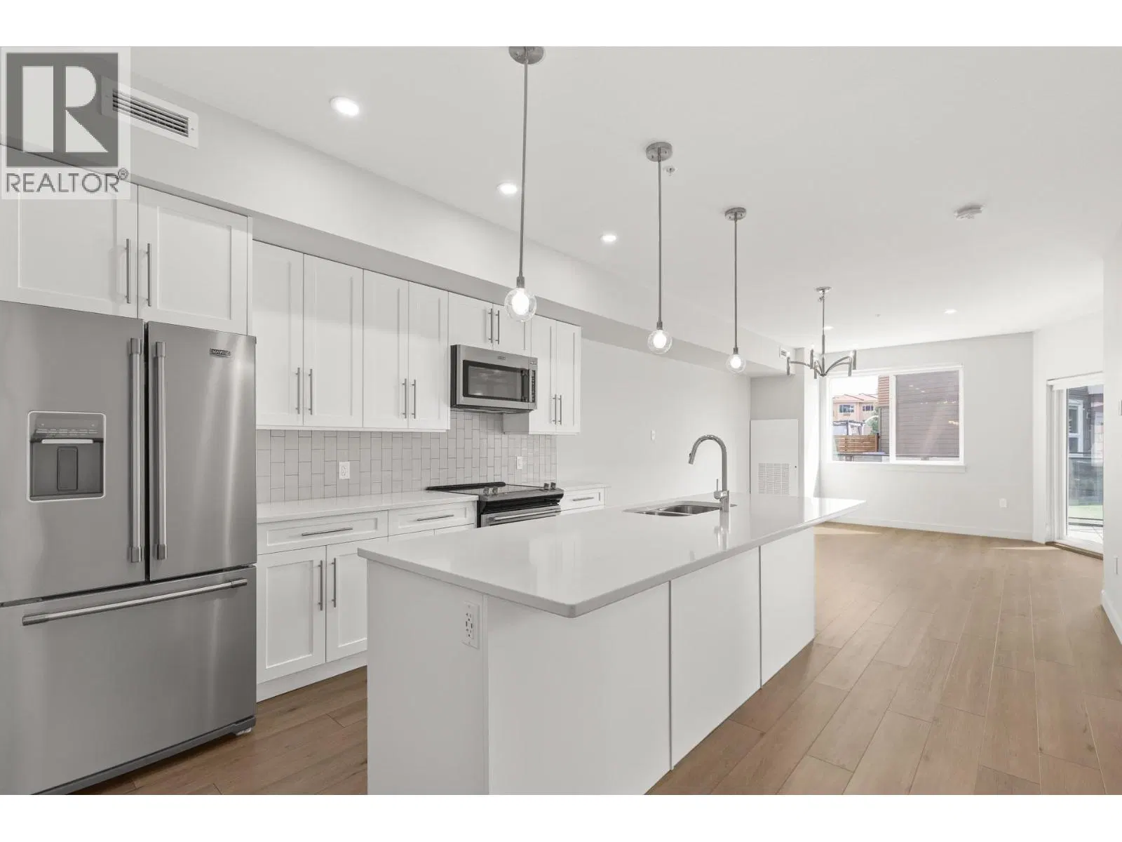 Photo 3 of 33 at #201 – 3630 Mission Springs Drive