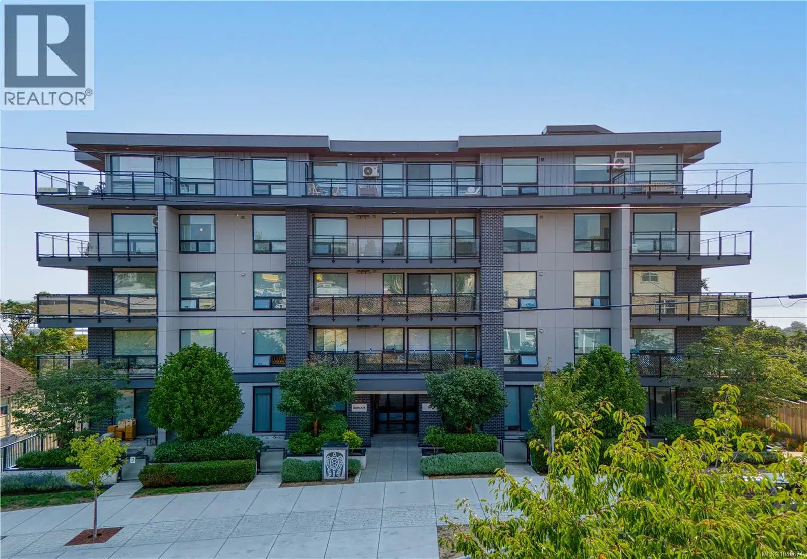 #503 – 119 Haliburton Street