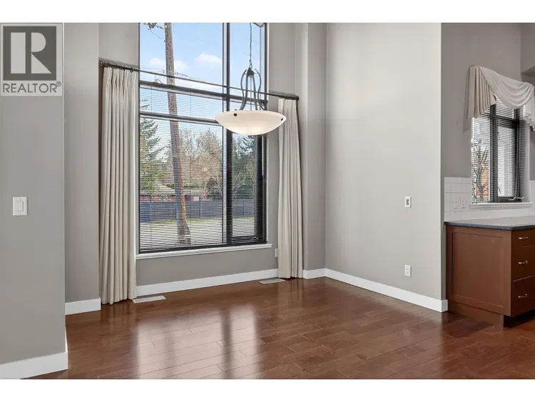 Photo 5 of 28 at #203 – 600 Sarsons Road