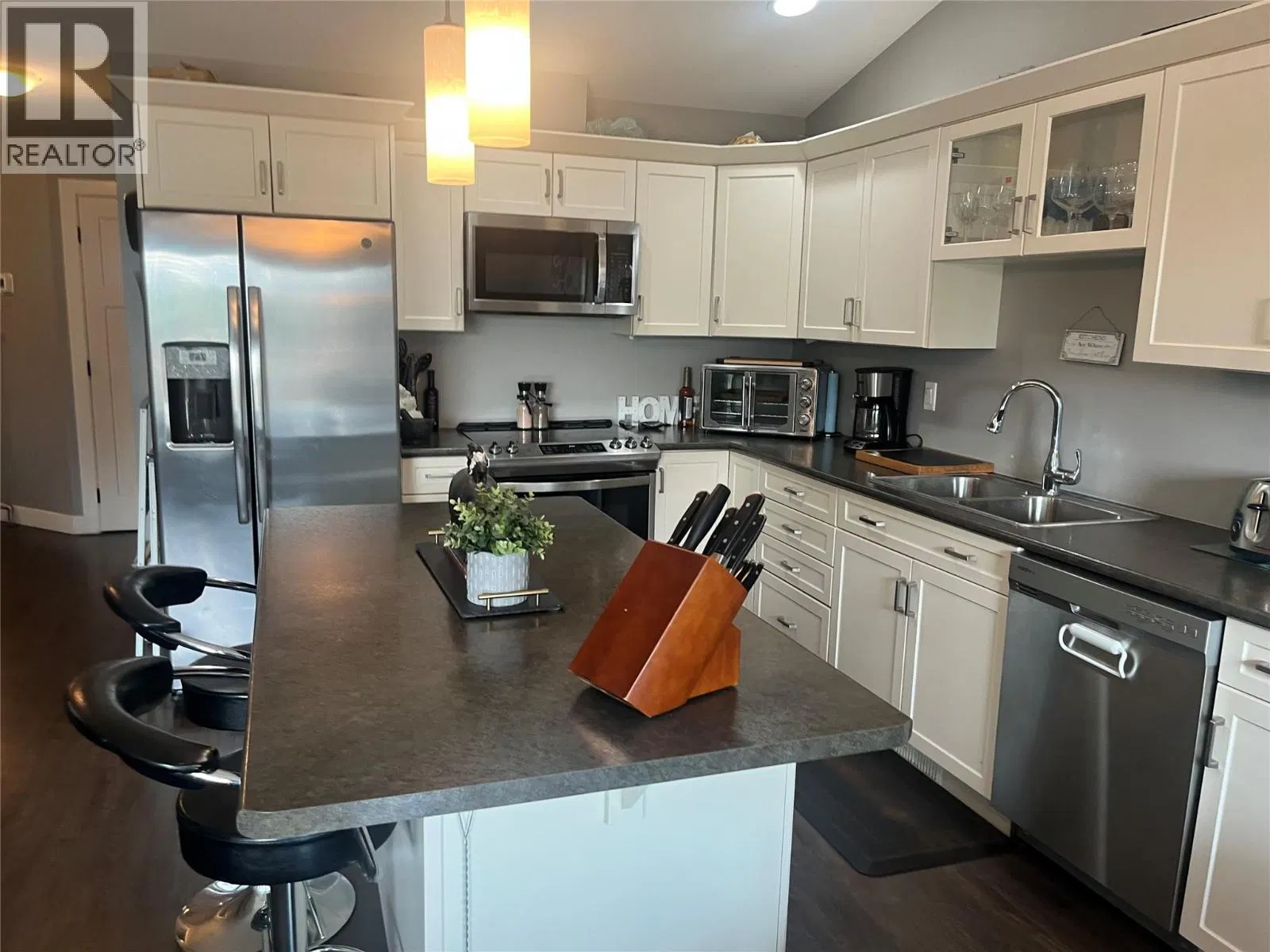 Photo 5 of 18 at #20 – 3031 WESTSYDE Road