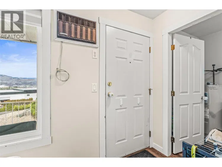 Photo 3 of 39 at #204 – 1041 Middleton Way