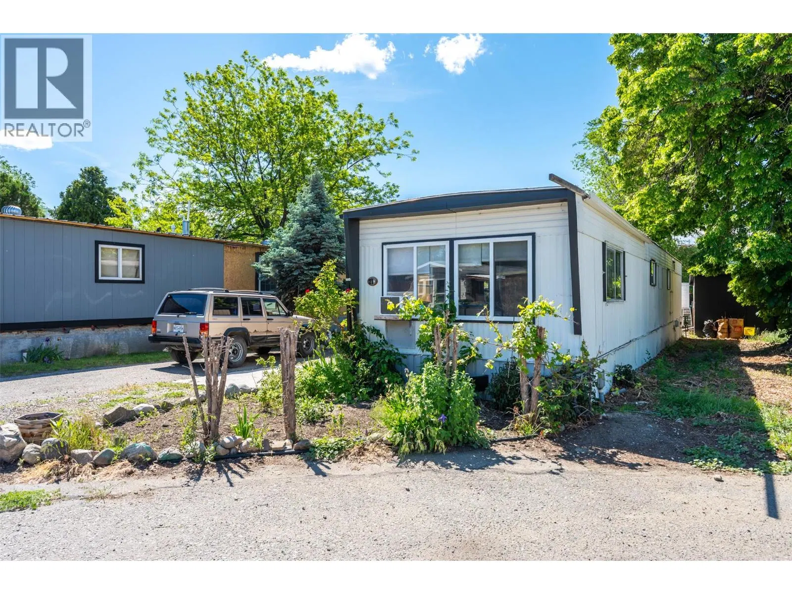Photo 1 of 37 at #21 – 3999 Skaha Lake Road
