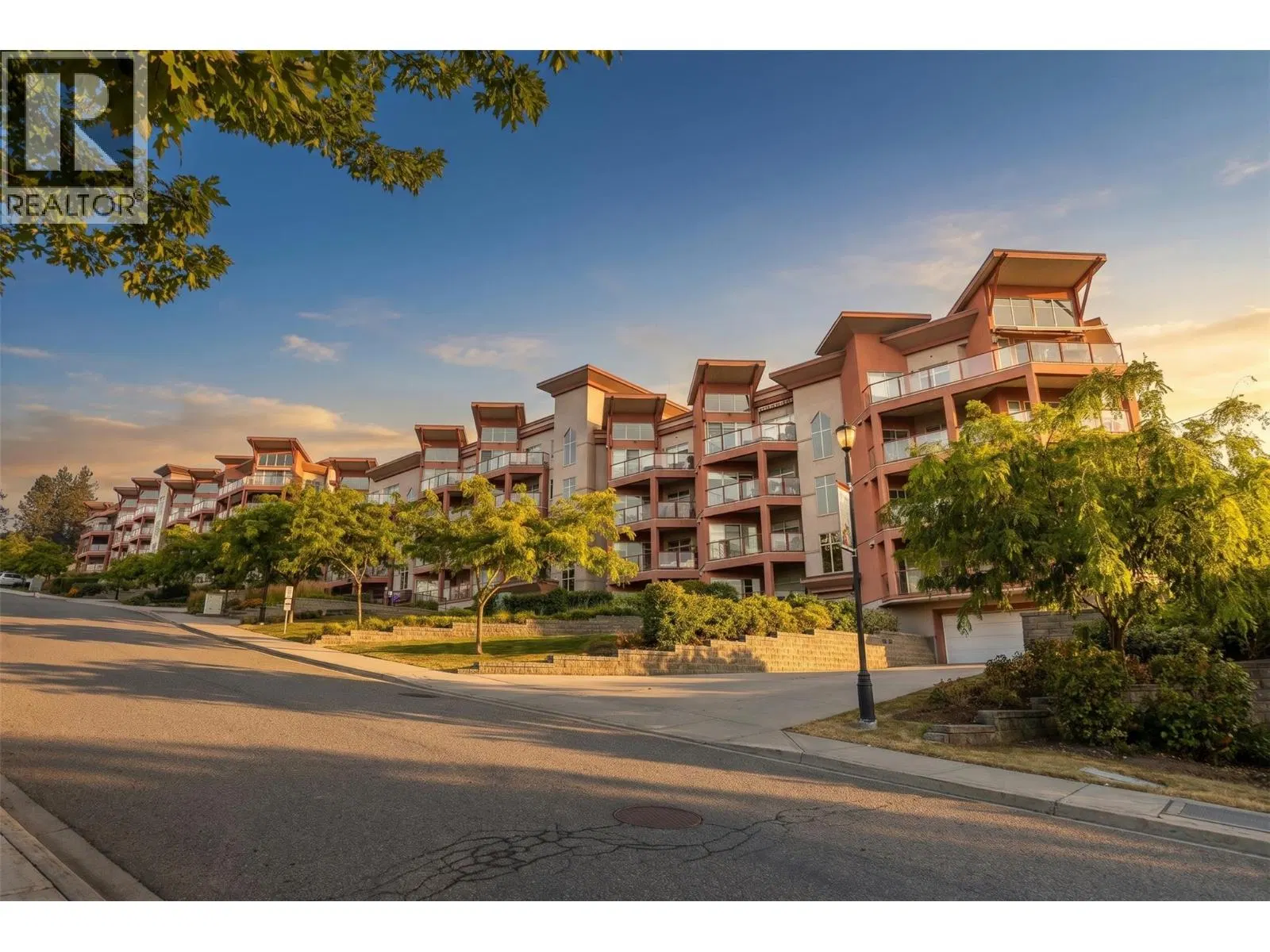 #406 – 3211 Skyview Lane