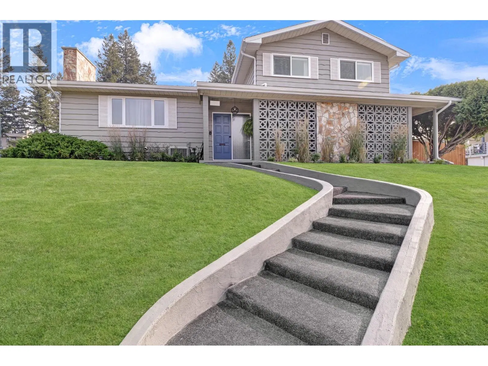 Photo 1 of 69 at 701 17TH Avenue