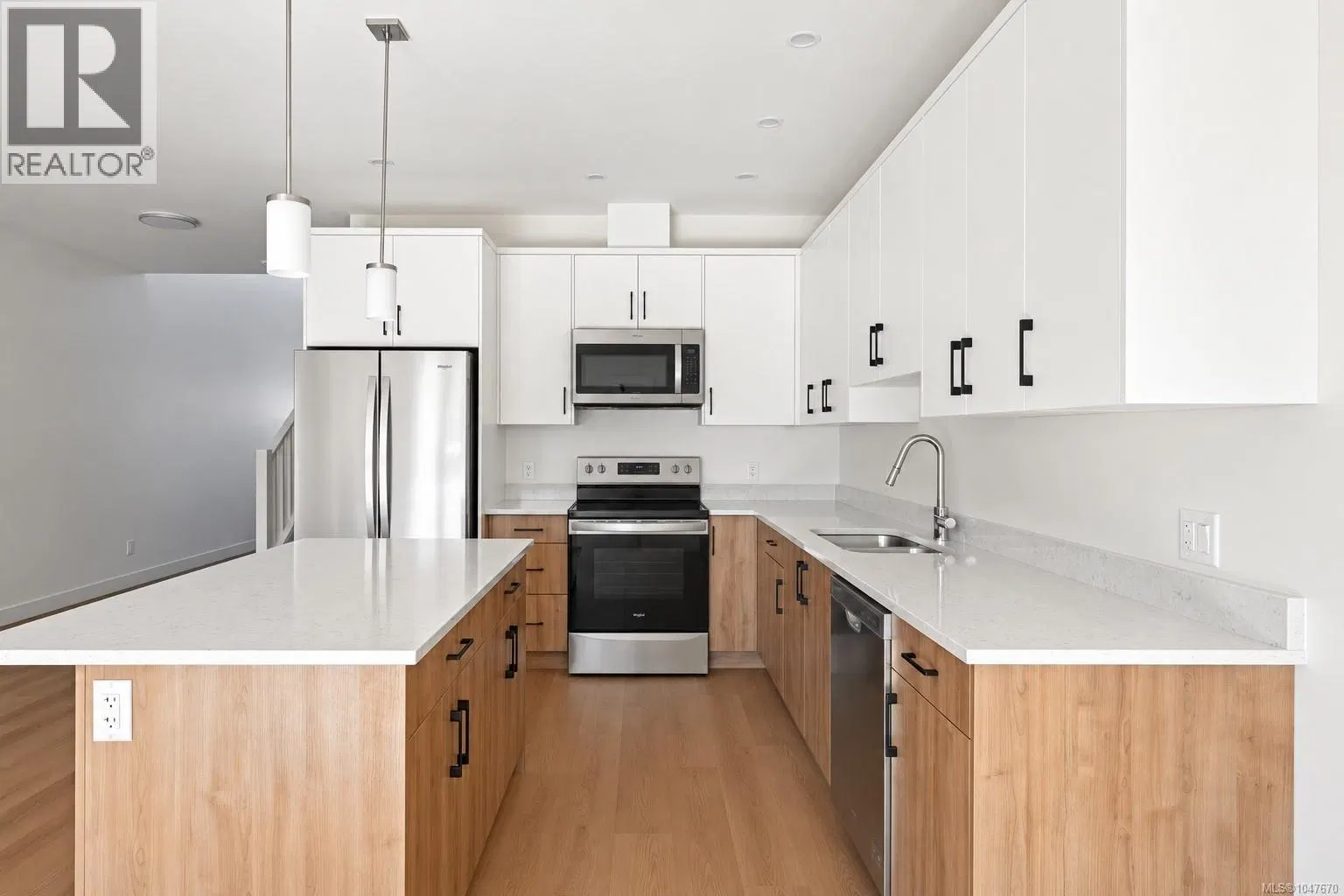 Photo 3 of 25 at 1111 Deltana Avenue
