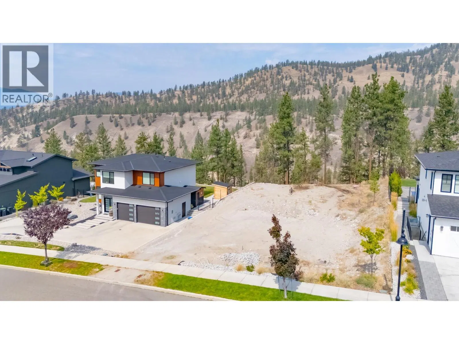 Photo 5 of 21 at 1029 ANTLER Drive