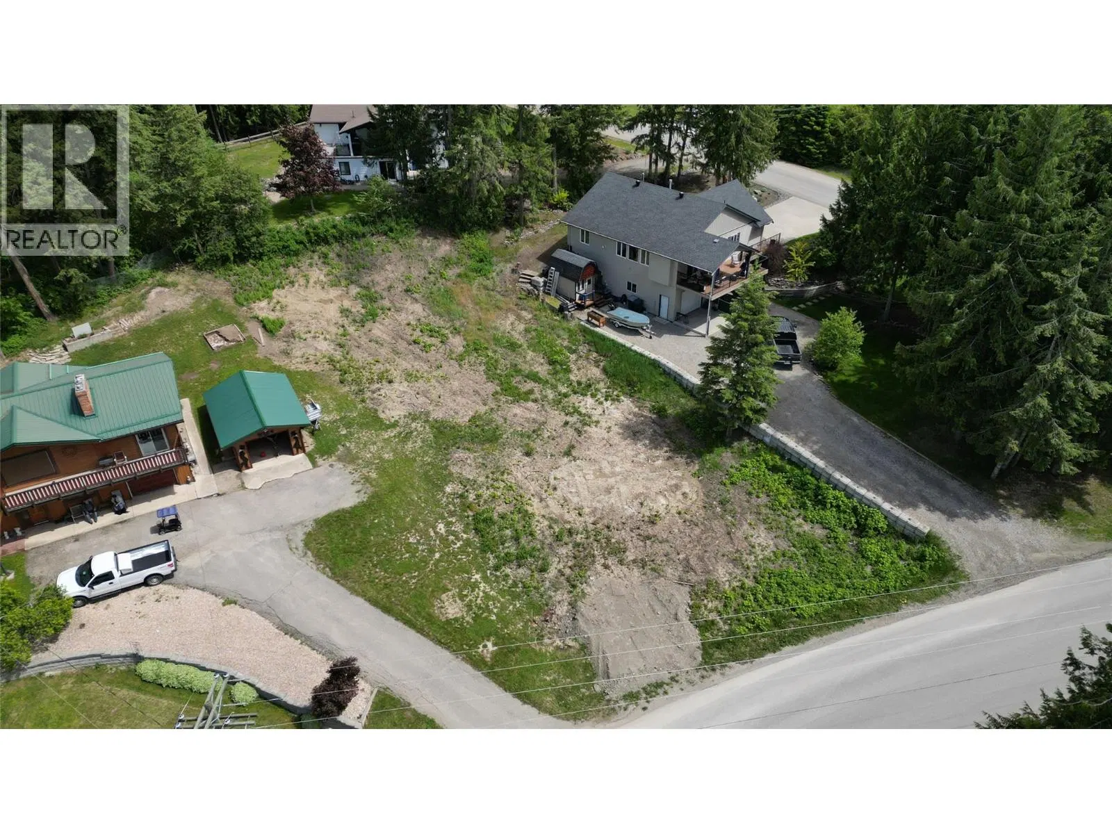 Photo 1 of 21 at 2902 Cedar Drive