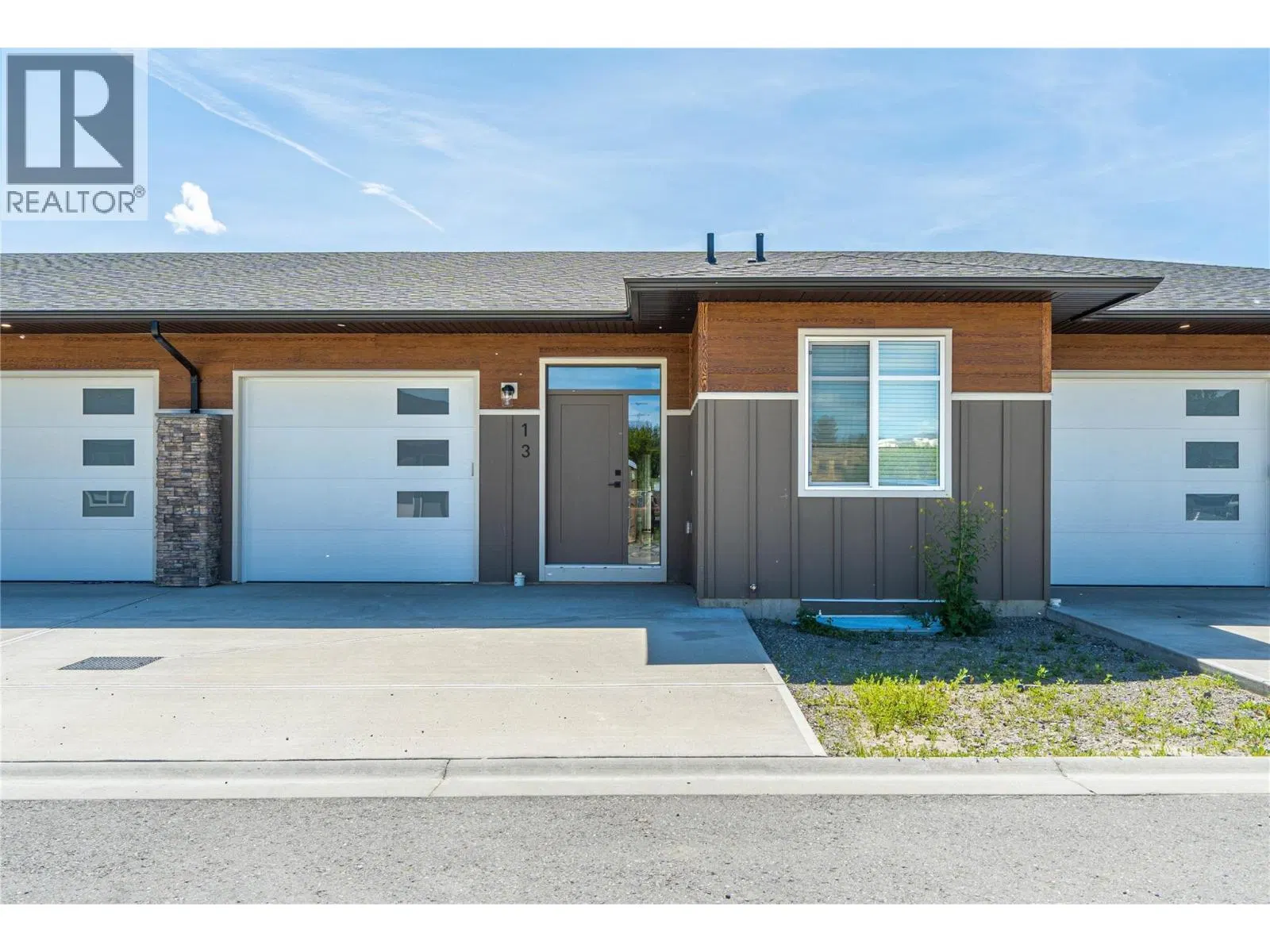 Photo 1 of 48 at #13 – 220 Shepherd Road