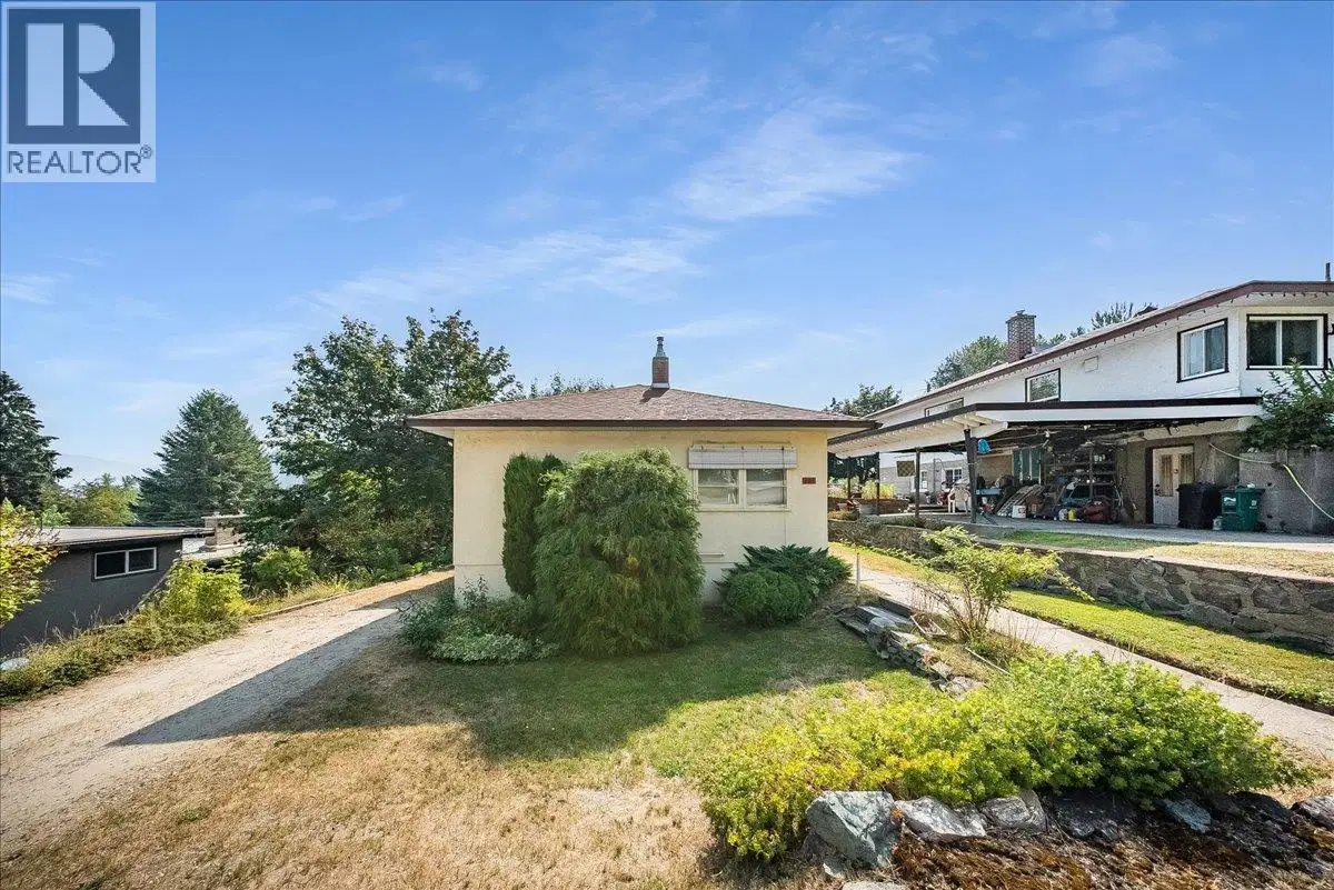 664 Forrest Drive
