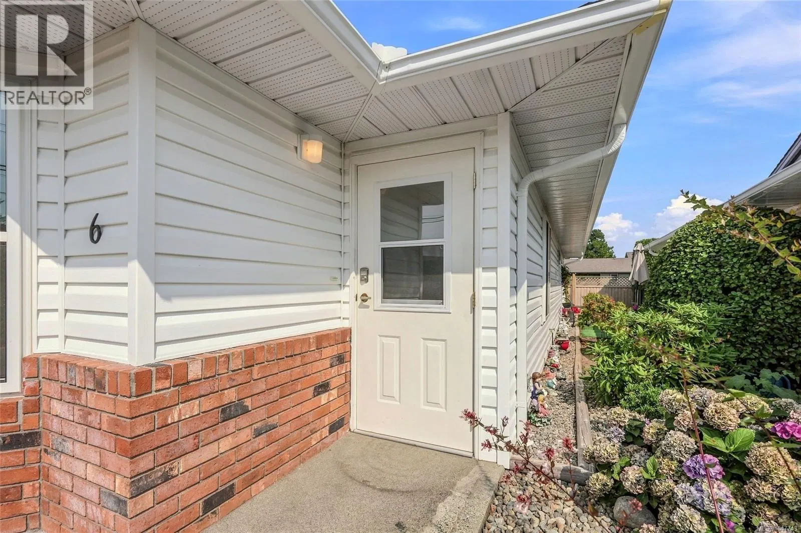 Photo 2 of 23 at #6 – 441 Harnish Avenue