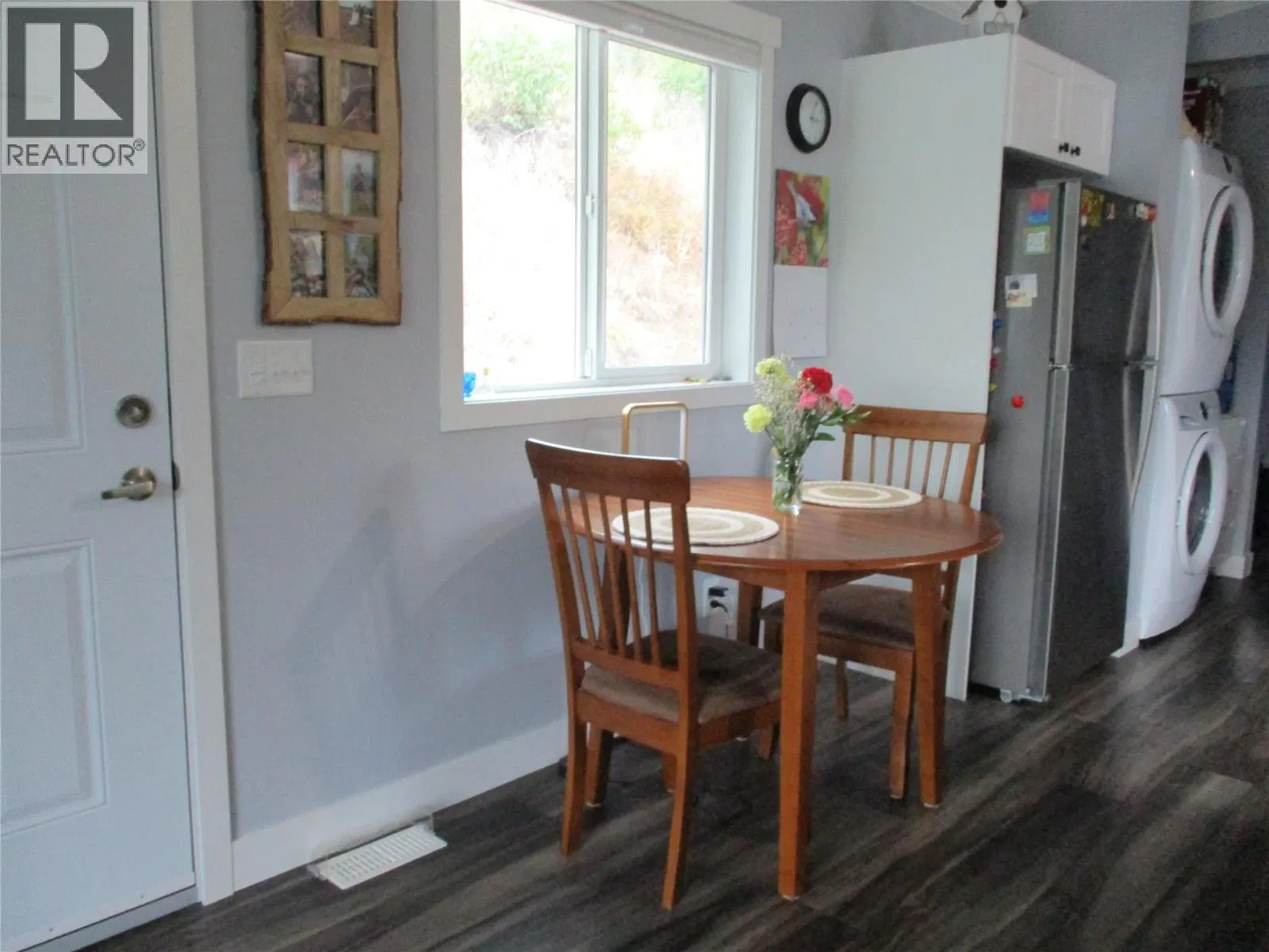 Photo 4 of 25 at #8 – 3639 Parri Road