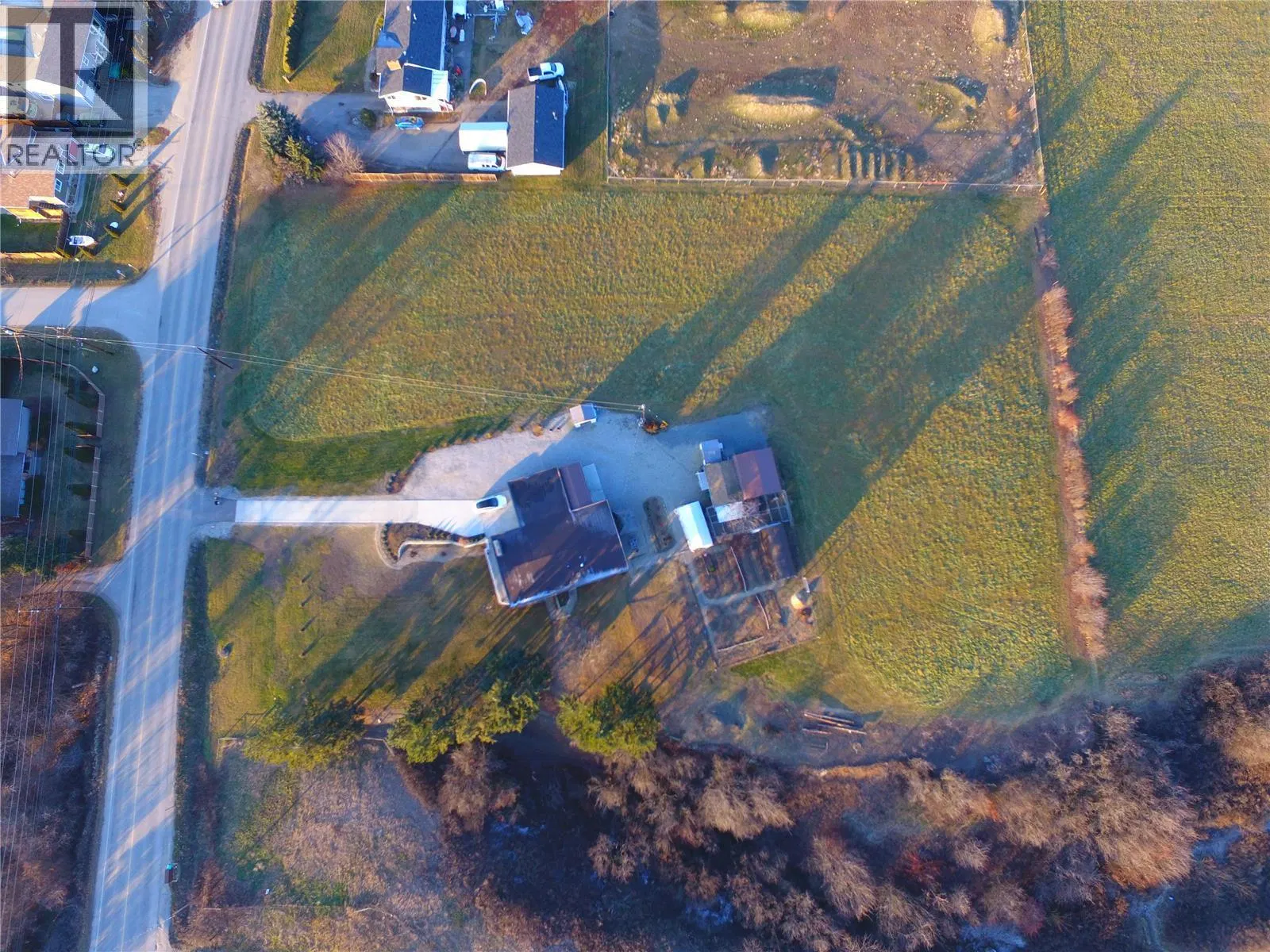 Photo 4 of 30 at 5973 Pleasant Valley Road
