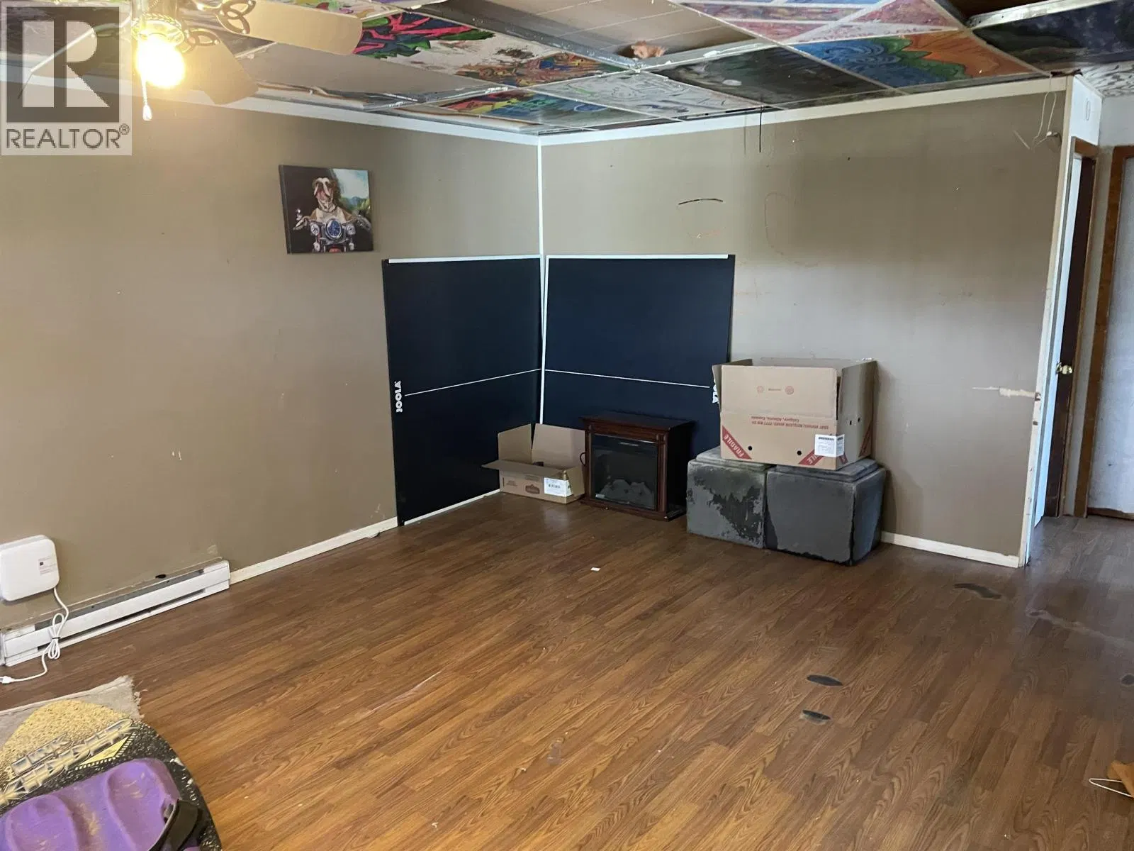 Photo 5 of 12 at 3871 PINE Avenue