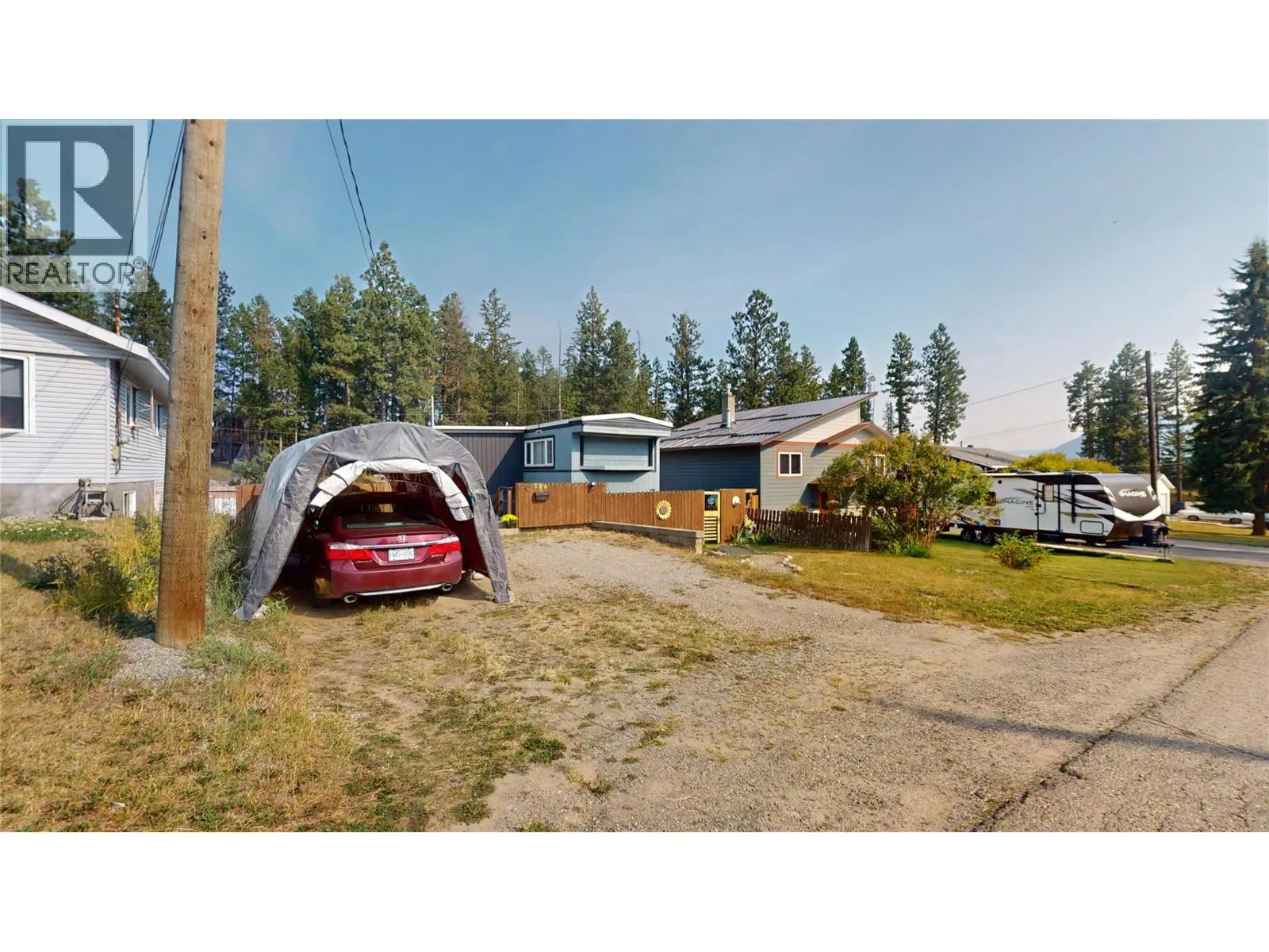 Photo 4 of 36 at 116 311 Avenue
