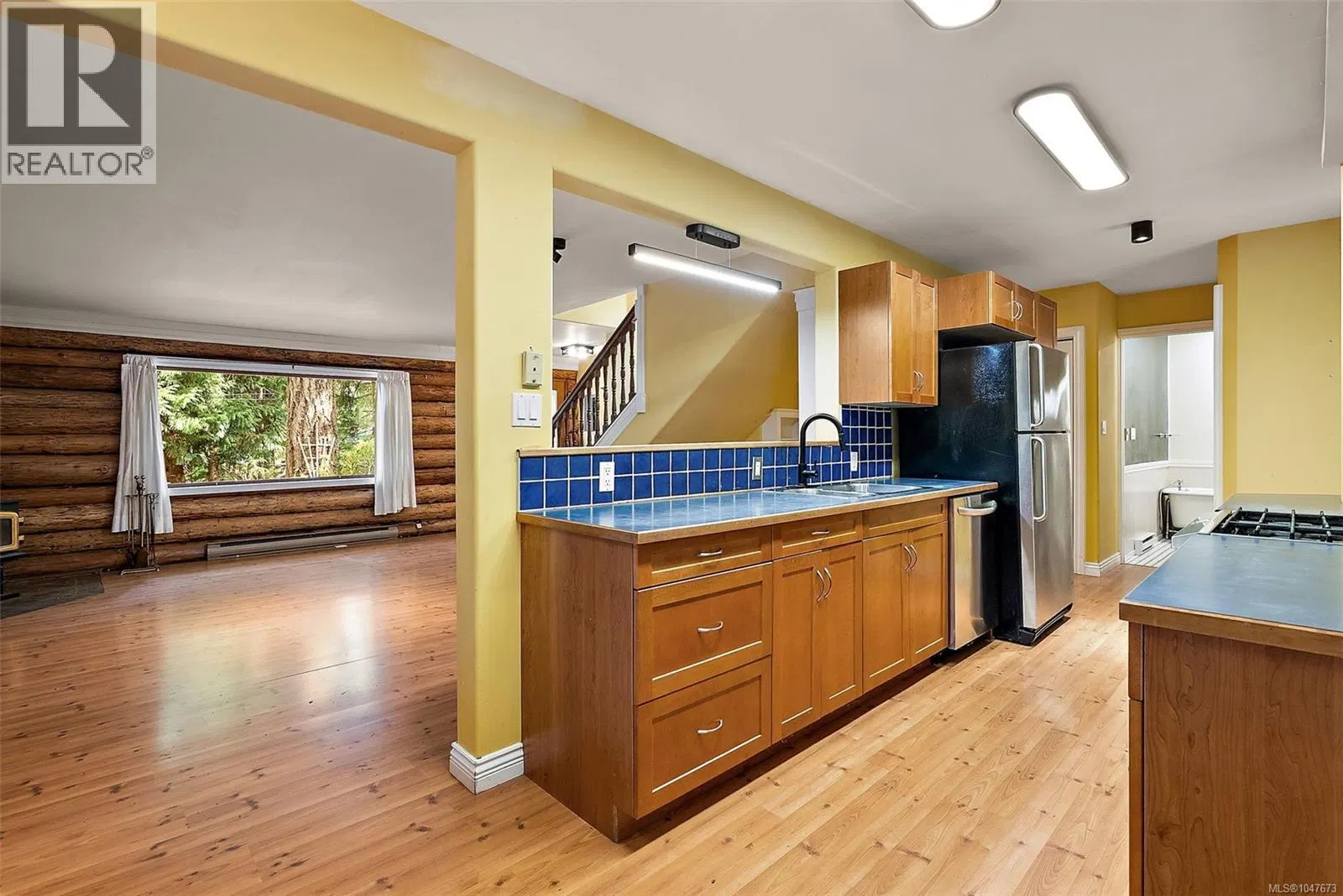 Photo 5 of 49 at 135 Fairway Drive