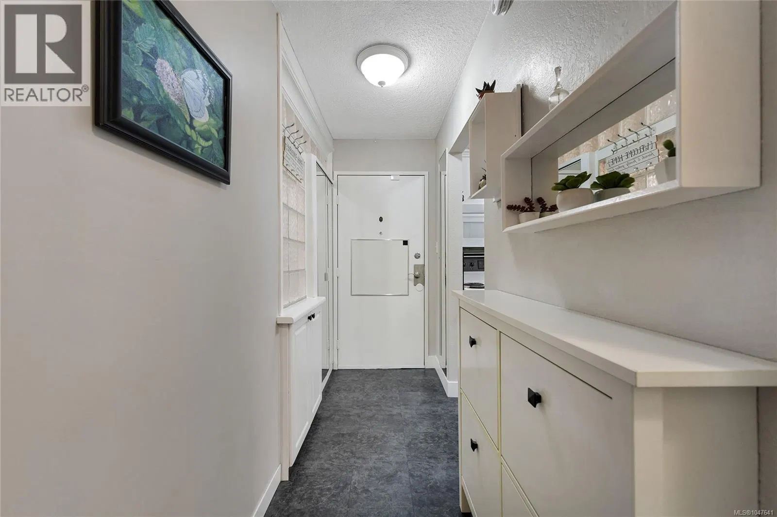 Photo 5 of 28 at #214 – 848 Esquimalt Road