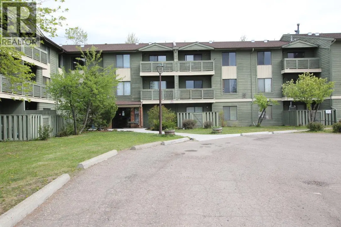 Photo 1 of 18 at #302 – 185 CHAMBERLAIN Crescent