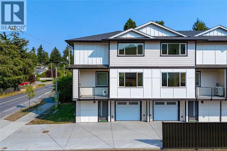 #1 – 1559 Ash Road