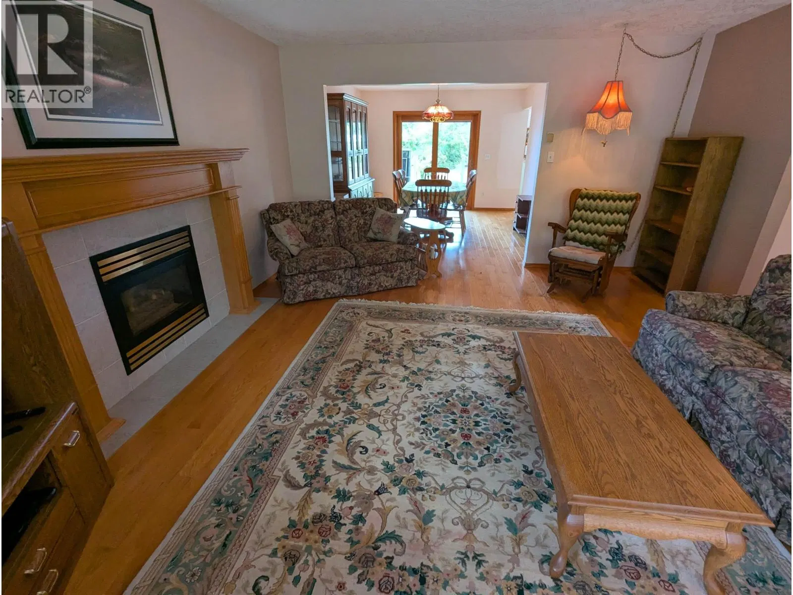 Photo 4 of 40 at 1289 COTTONWOOD Street