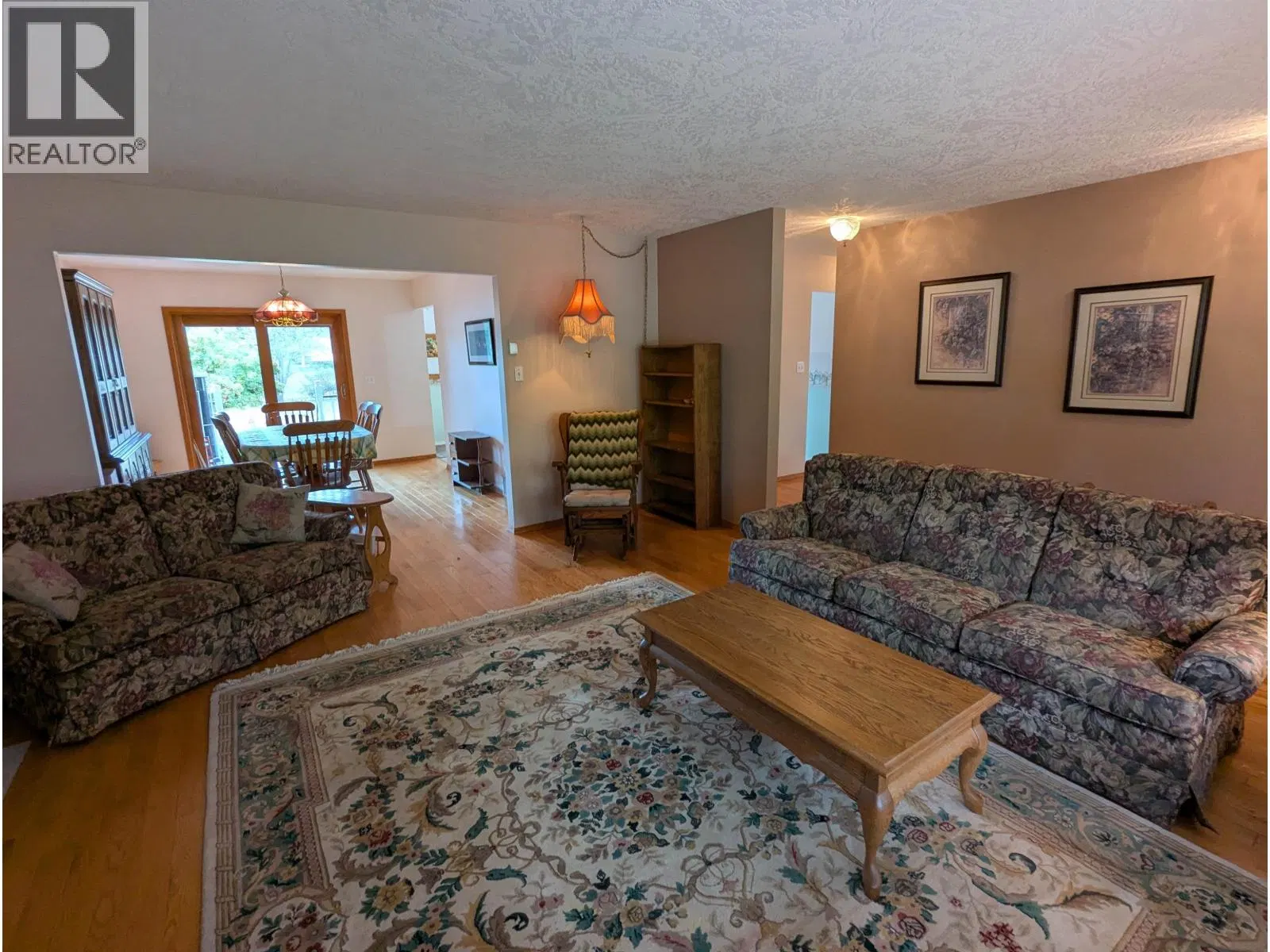 Photo 5 of 40 at 1289 COTTONWOOD Street