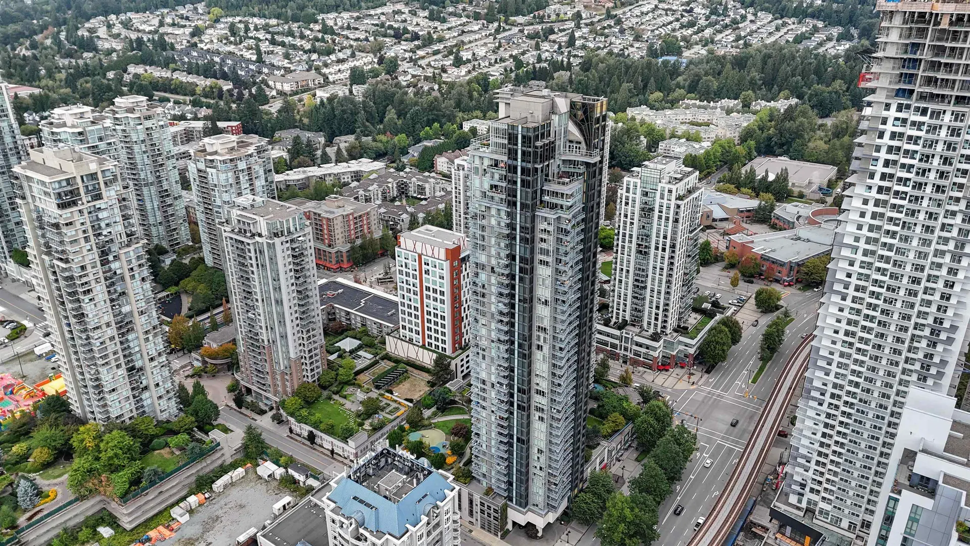 #4305 – 1188 Pinetree Way