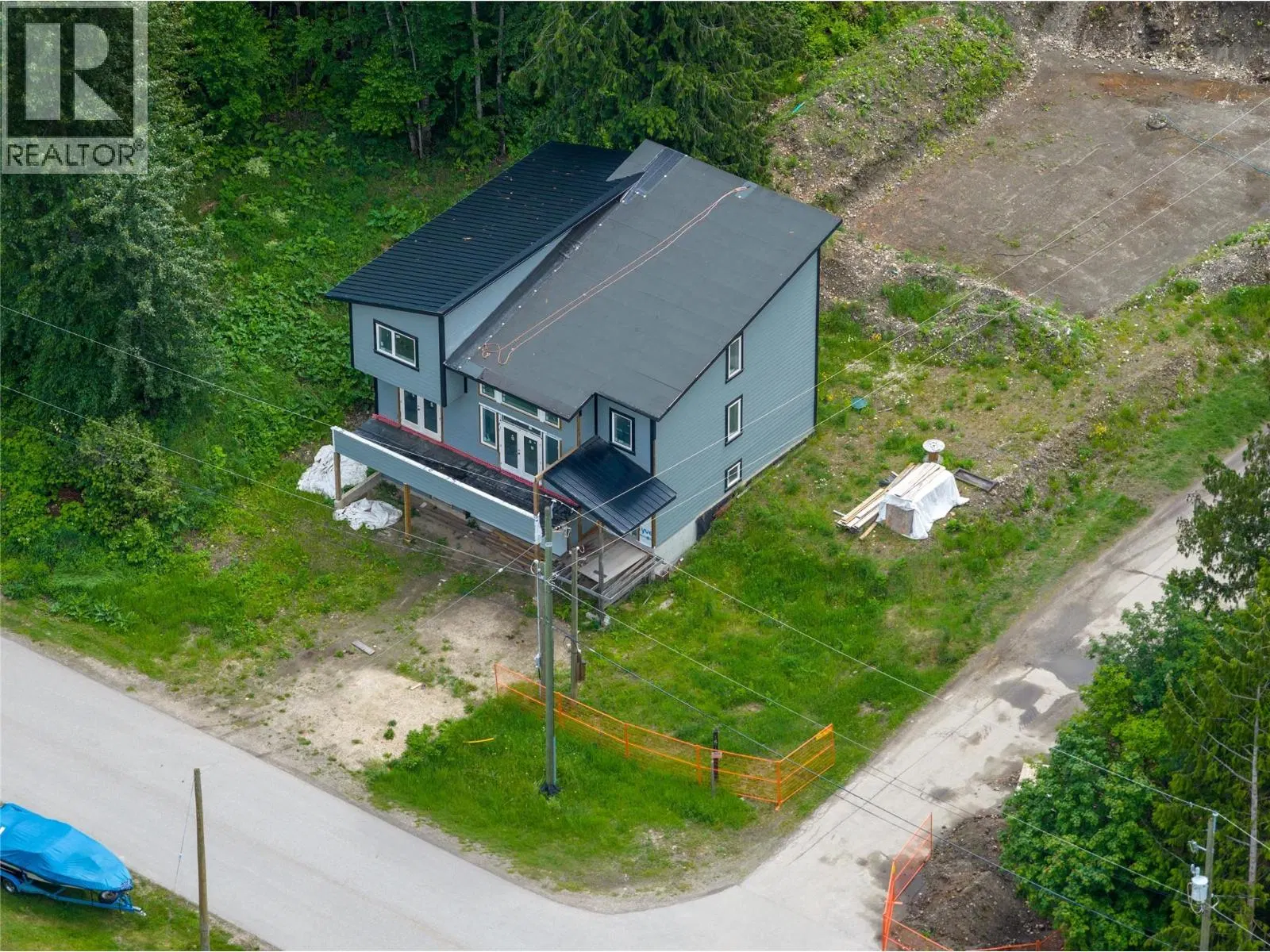 Photo 3 of 12 at 1695 Arrow Drive