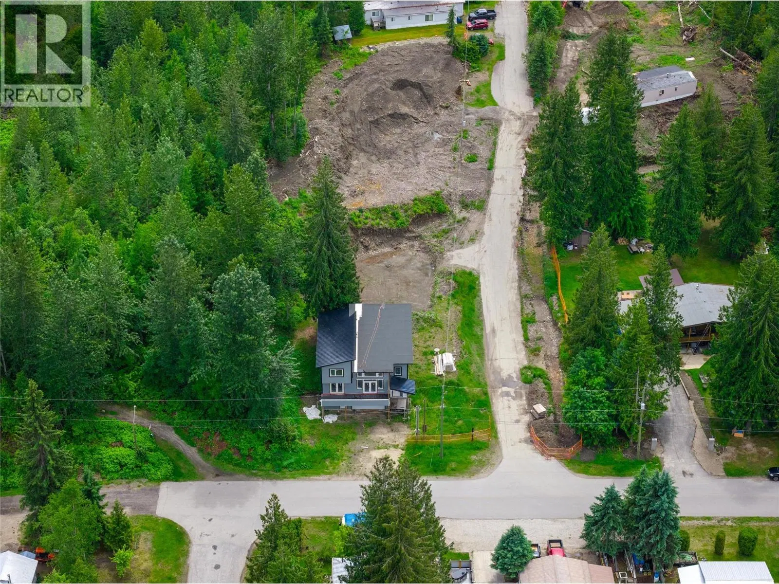 Photo 4 of 12 at 1695 Arrow Drive