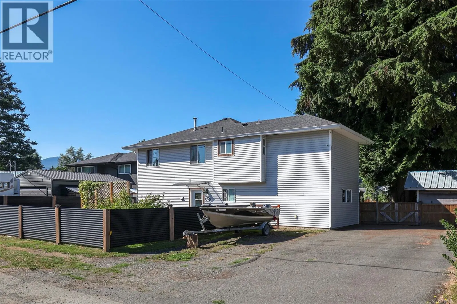 Photo 2 of 48 at 3391 Bevan Road