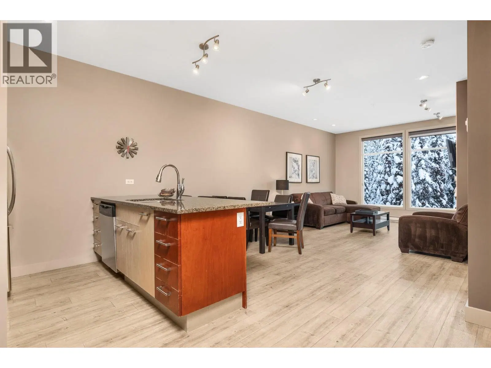 Photo 4 of 29 at #310 – 30 Monashee Road