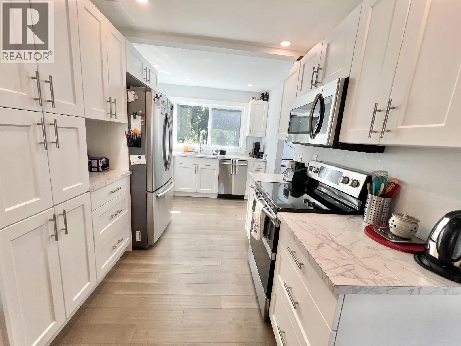 Photo 5 of 26 at 1244 8TH Avenue