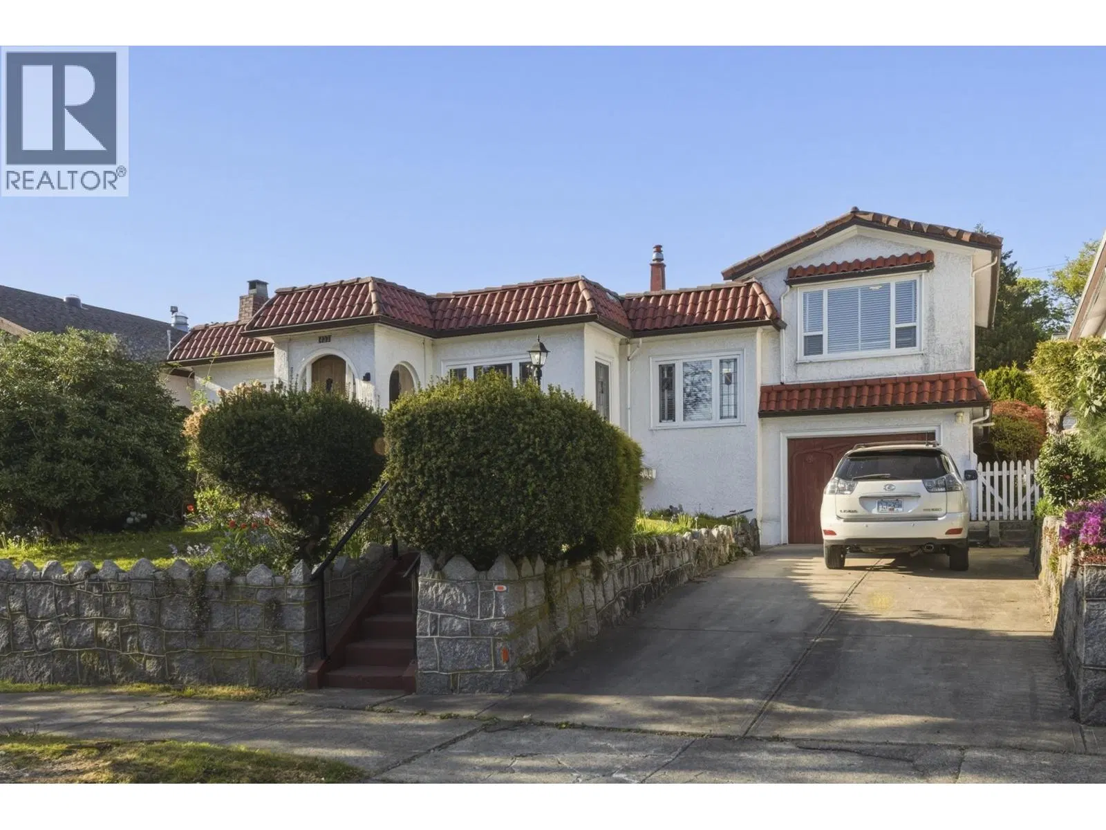 Photo 1 of 40 at 433 East 48TH Avenue