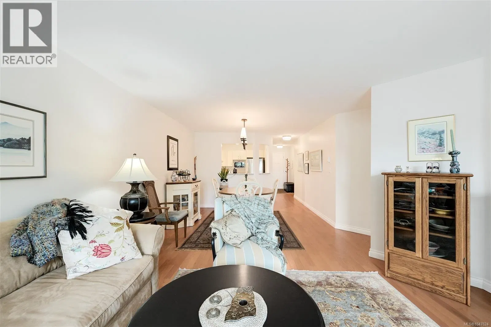Photo 5 of 48 at #203 – 1477 Yale Street
